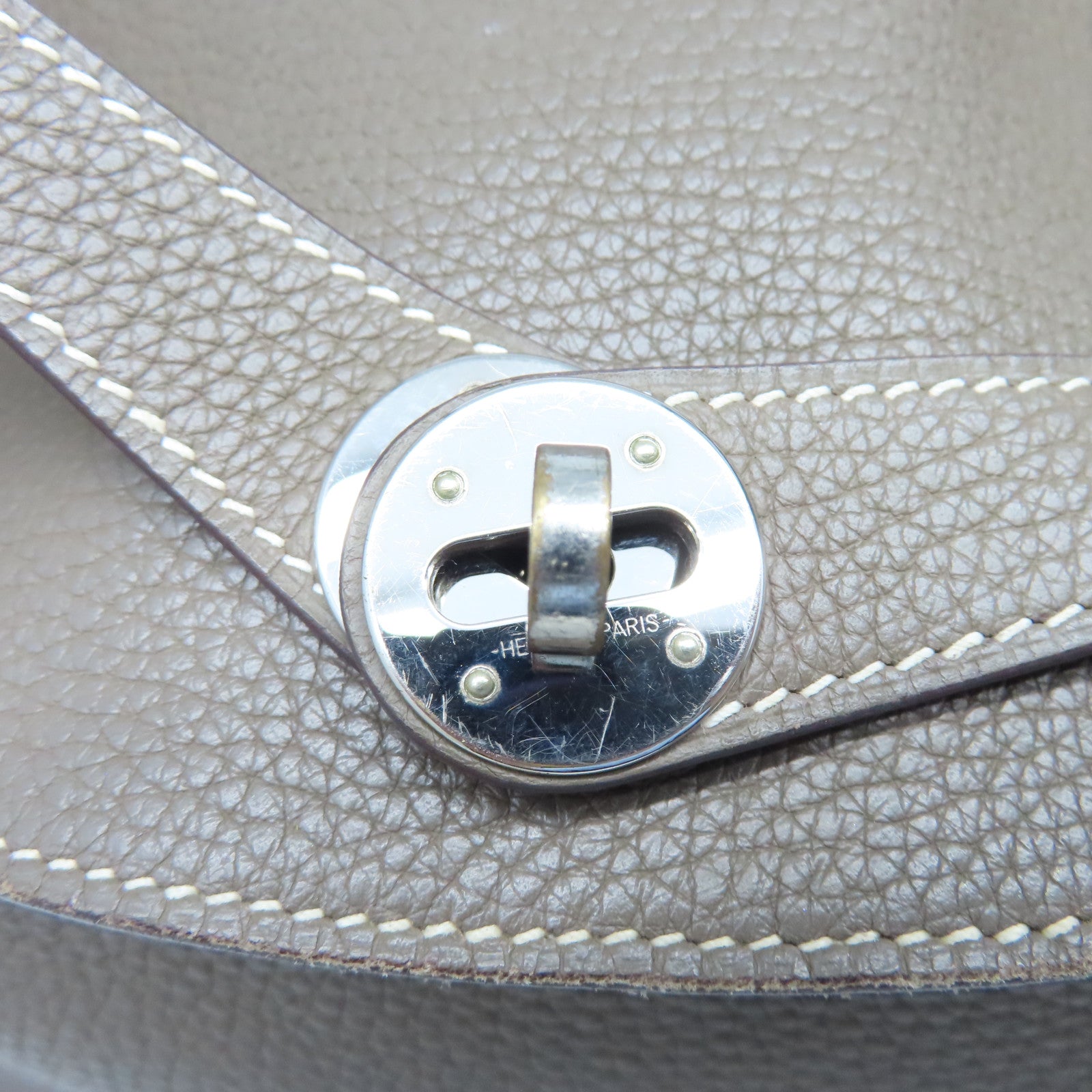 HERMES Taurillon Clemence皮革Lindy 30银扣手挽肩背两用袋大象灰色