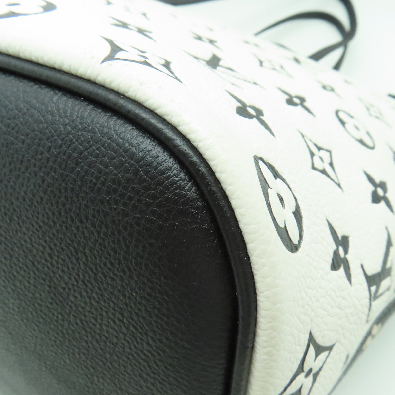 LOUIS VUITTON Monogram Empreinte Neverfull MM金扣手挽袋黒色/白色/粉紅色