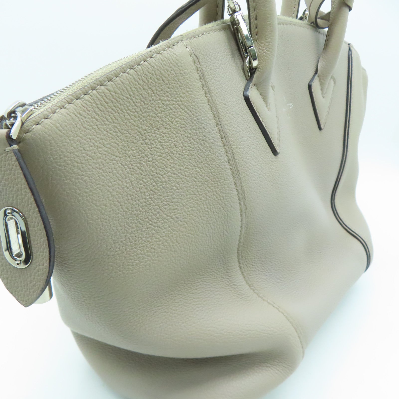 LOUIS VUITTON [Sharp Discount] Cowhide Leather Soft Lockit Silver Buckle Handle Shoulder Back Dual-purpose Bag Gray Brown
