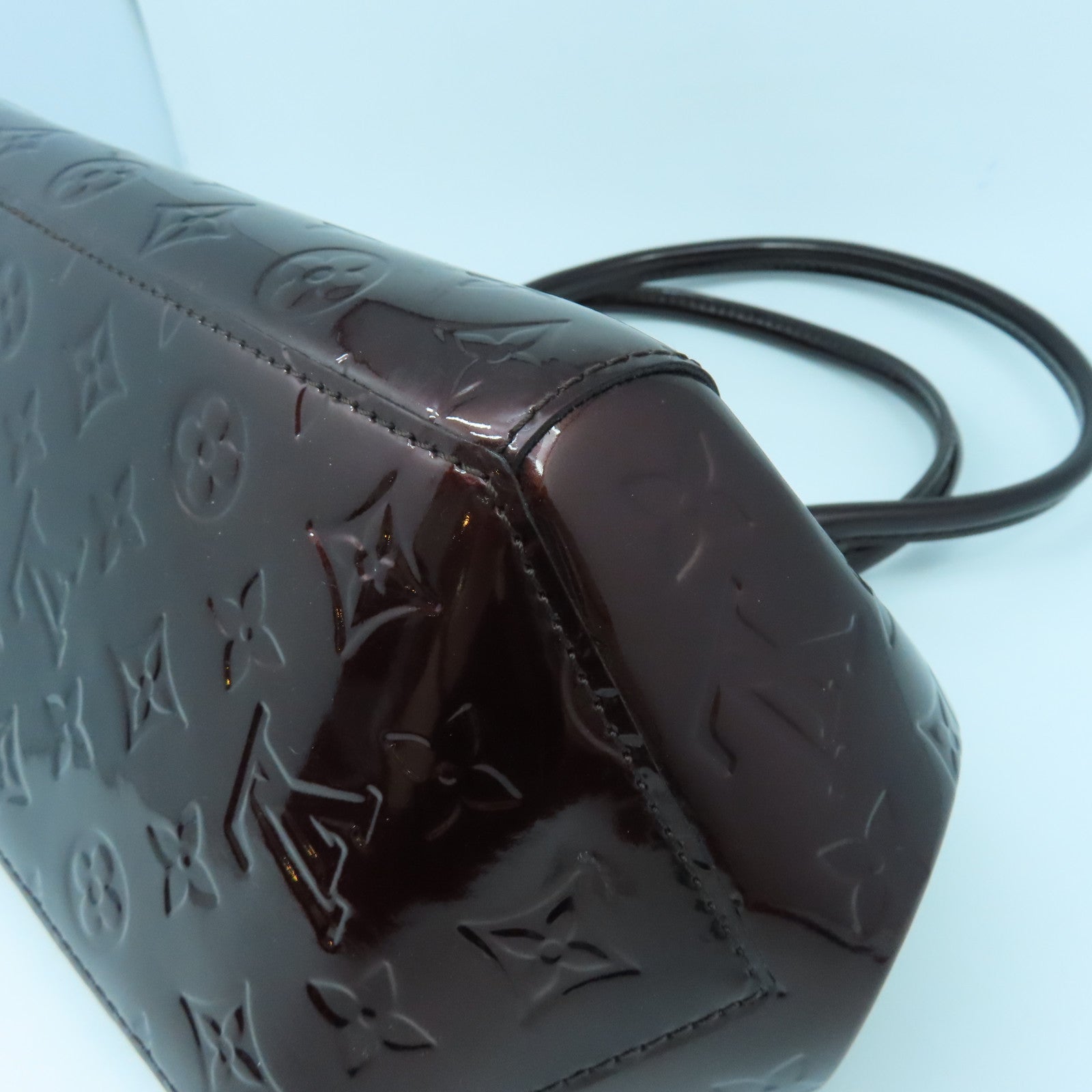 LOUIS VUITTON Vernis Sherwood PM金扣手挽袋酒紅色