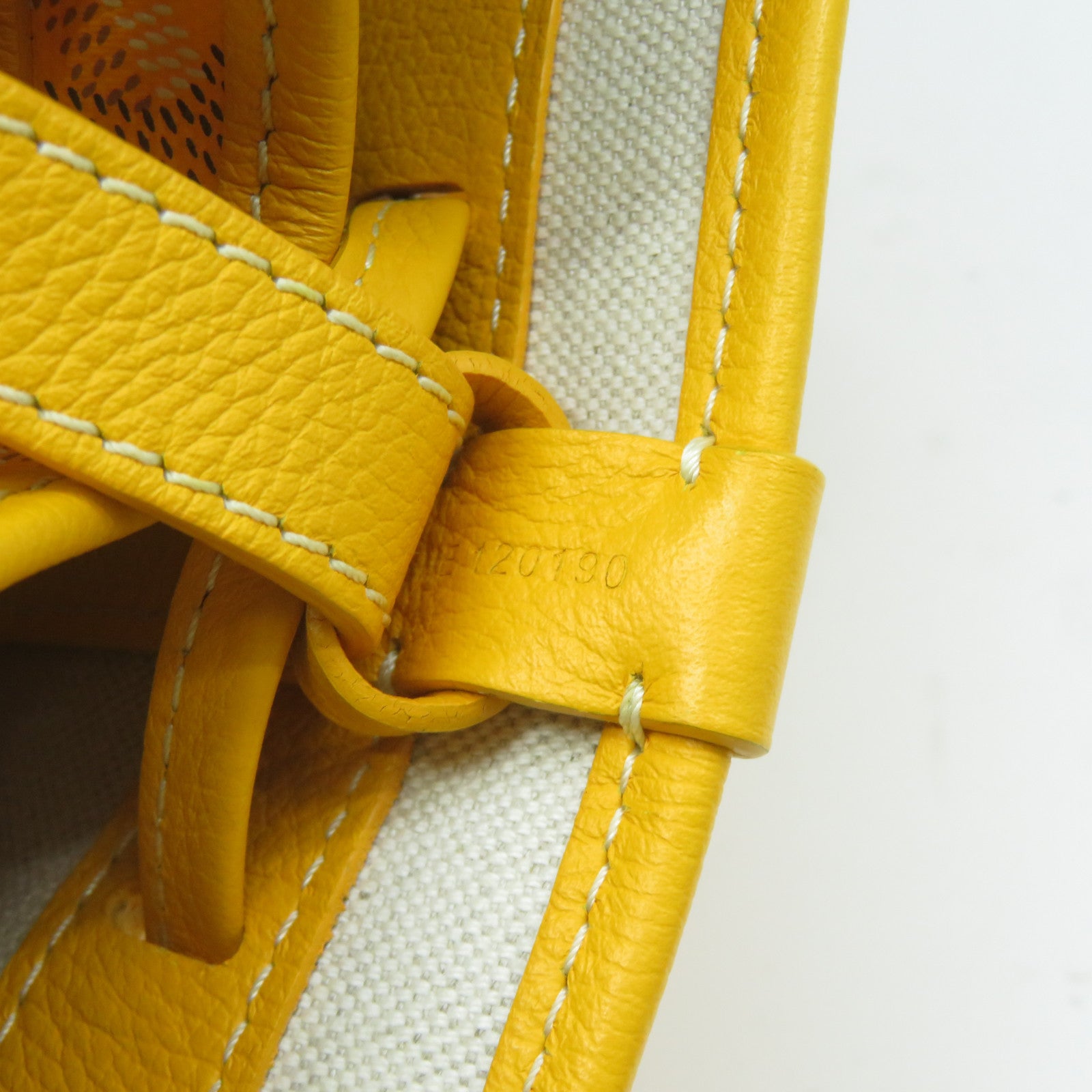 GOYARD 塗層帆布Petit Plot銀扣肩背袋黃色