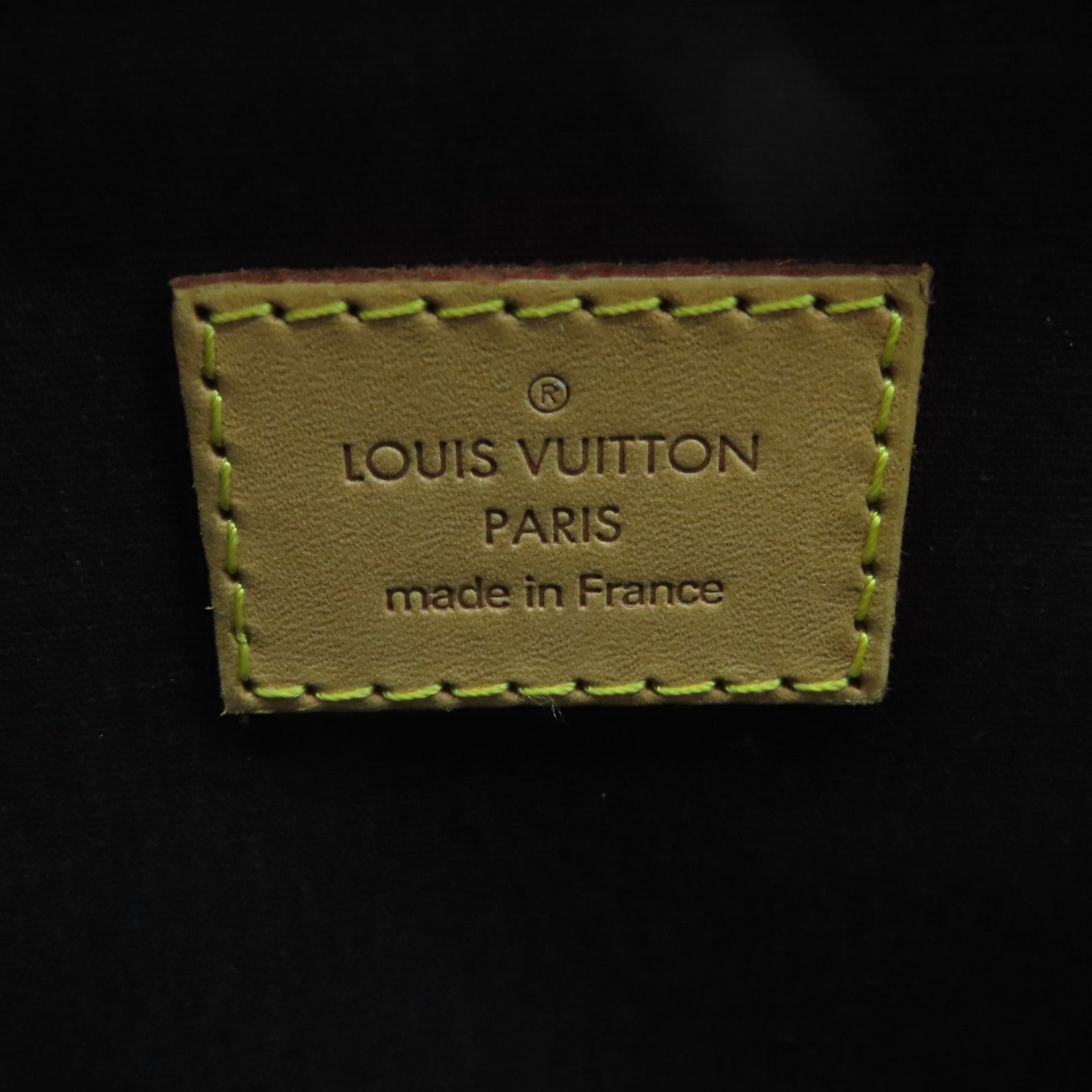 LOUIS VUITTON Vernis Sherwood PM金扣手挽袋酒紅色