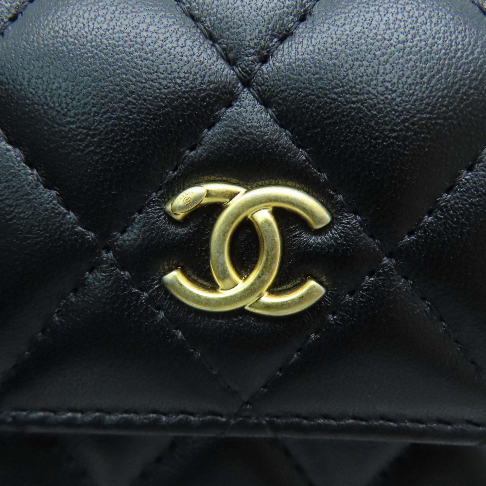 CHANEL 【激减优惠】菱格羊皮皮革Clutch With Chain肩背袋黑色