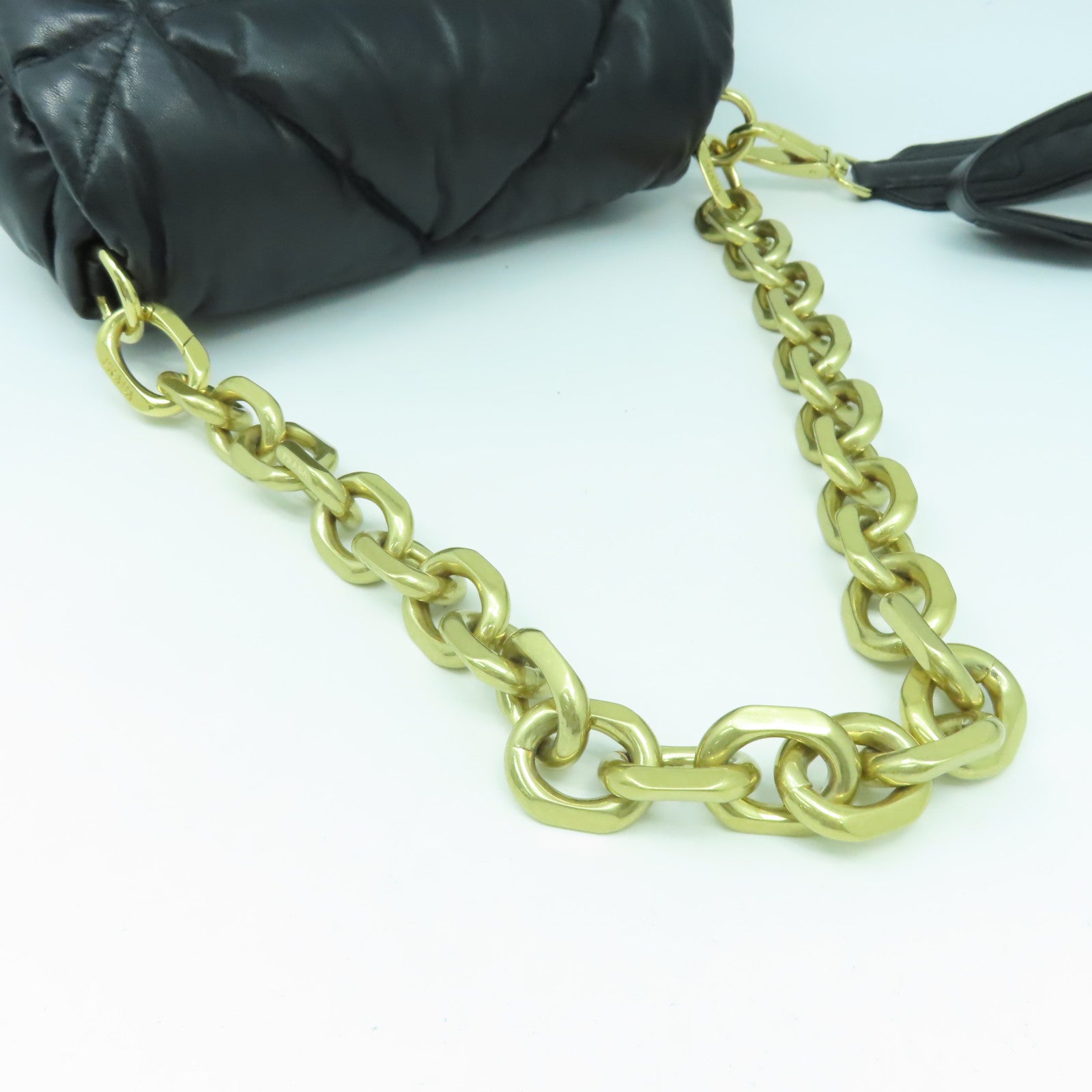 PRADA 羊皮皮革2 Way Shoulder金扣手挽肩背兩用袋黑色