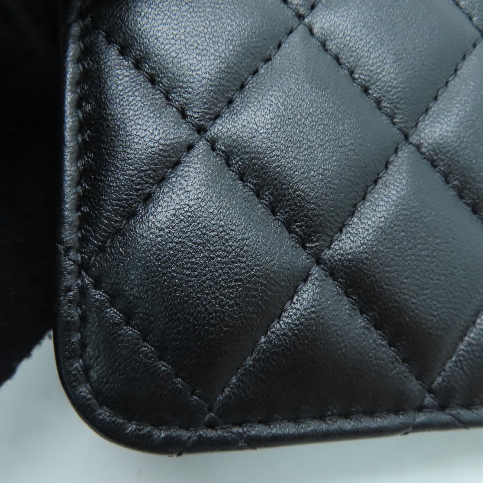 CHANEL 【激减优惠】菱格羊皮皮革Clutch With Chain肩背袋黑色