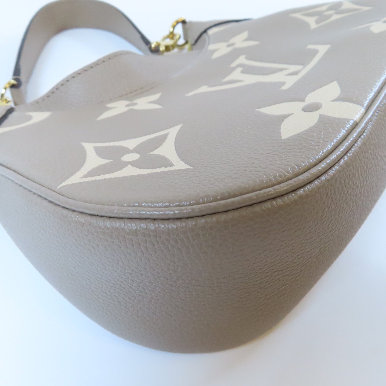 LOUIS VUITTON Monogram Empreinte Bagatelle金扣手挽肩背兩用袋奶油色