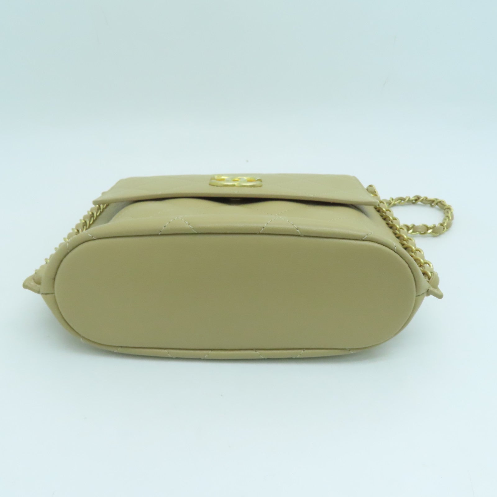 CHANEL 菱格牛皮皮革Chain Shoulder Bag金扣鏈帶肩背袋米色