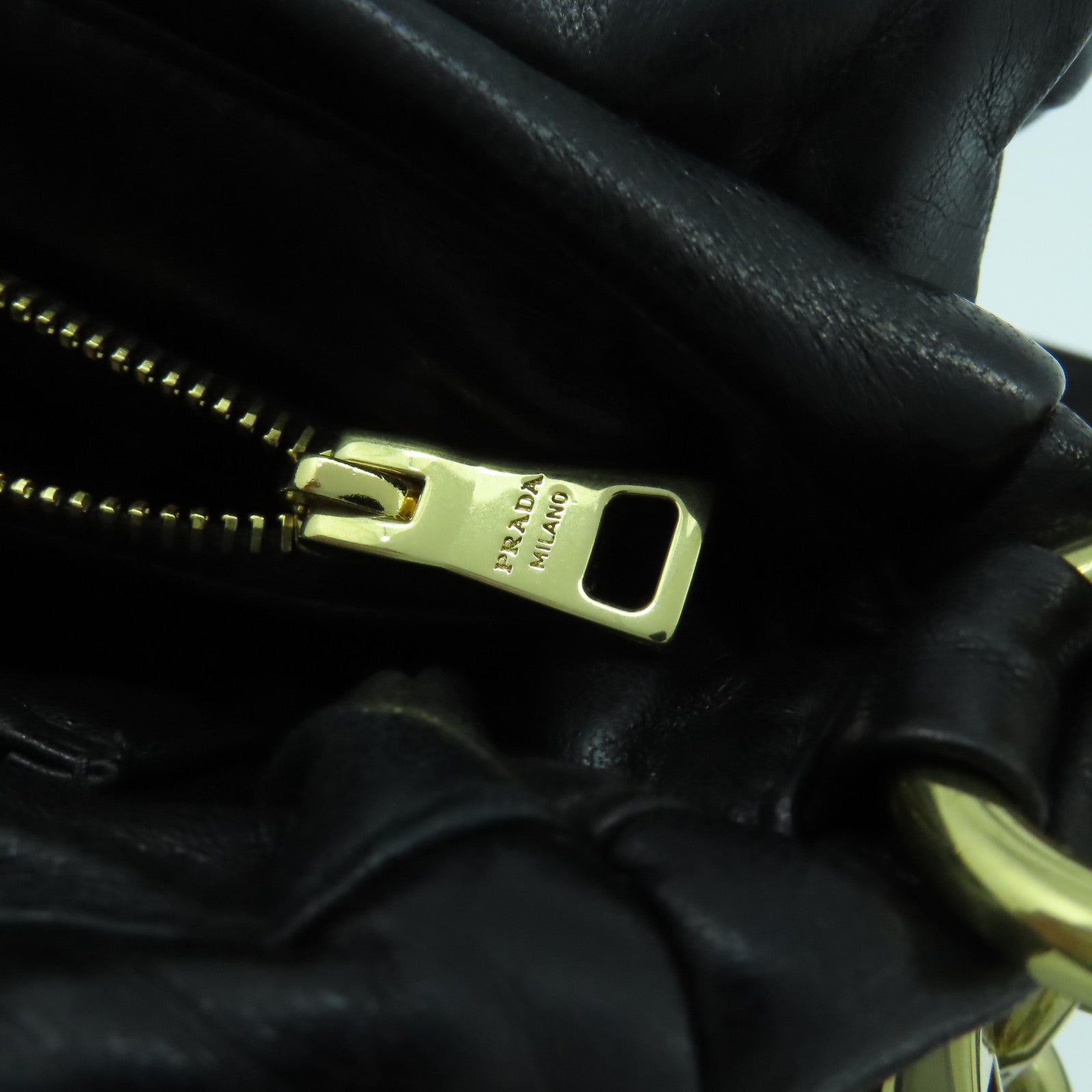 PRADA 羊皮皮革2 Way Shoulder金扣手挽肩背兩用袋黑色