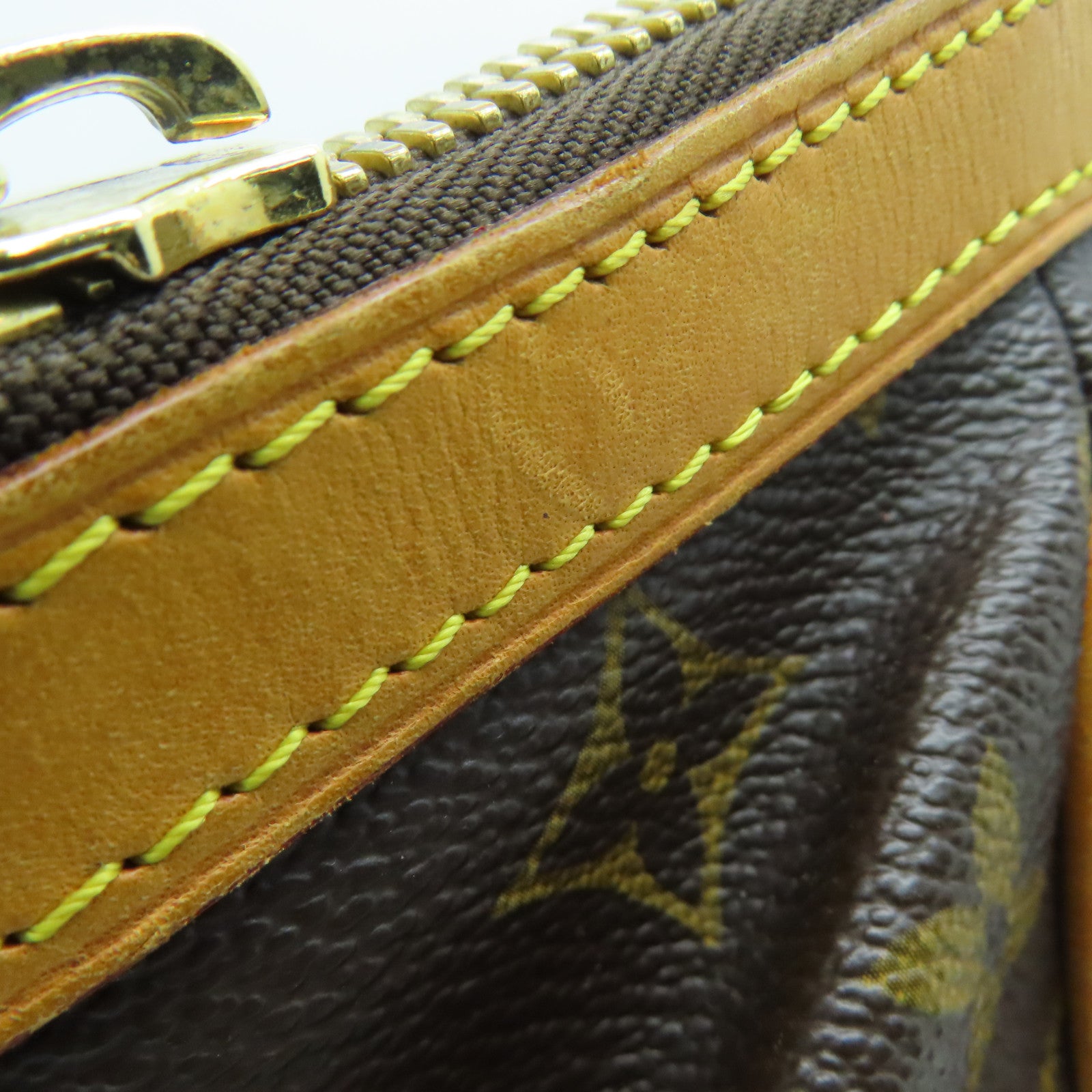 LOUIS VUITTON 【激减优惠】Monogram Tivoli PM金扣手挽袋啡色