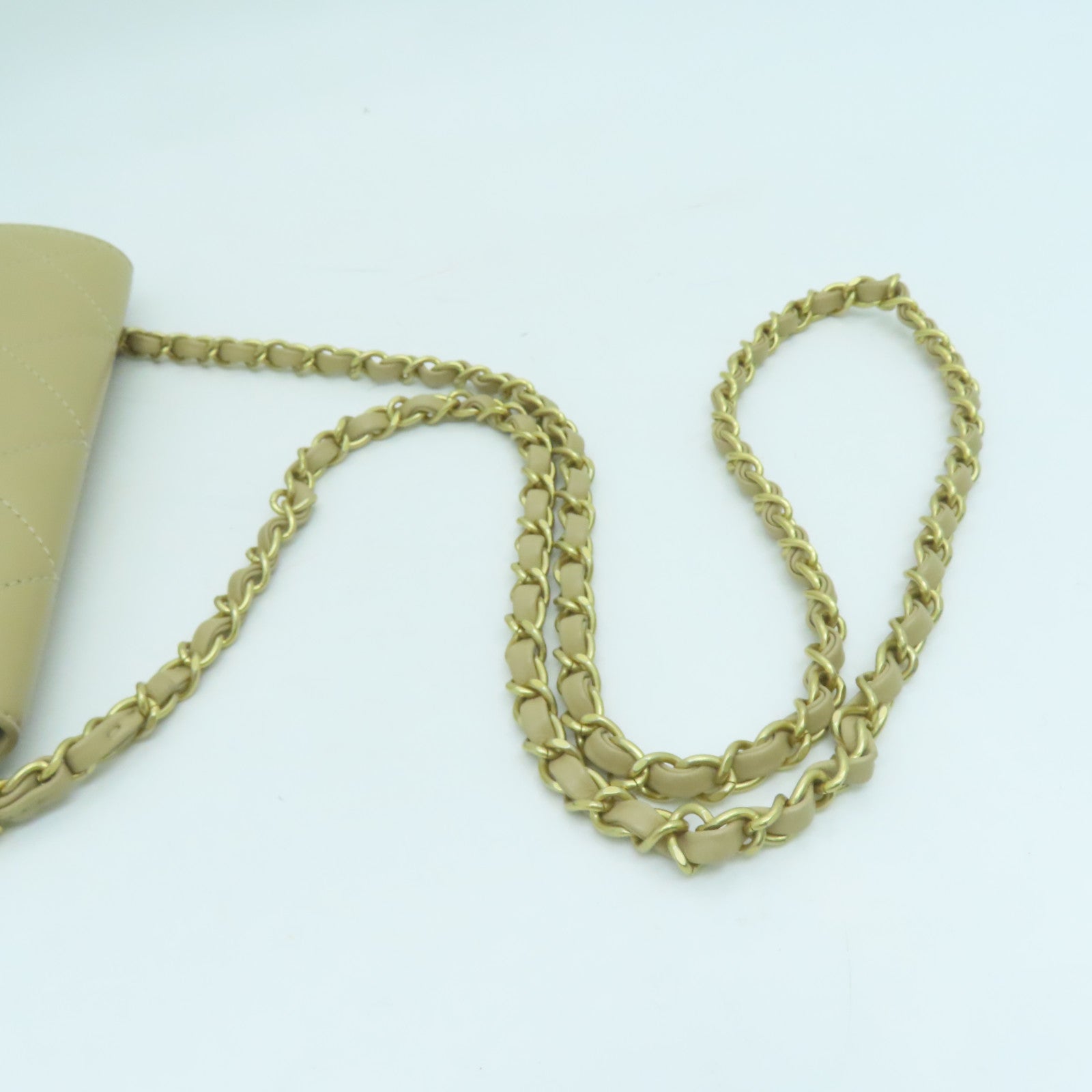CHANEL 菱格牛皮皮革Chain Shoulder Bag金扣鏈帶肩背袋米色