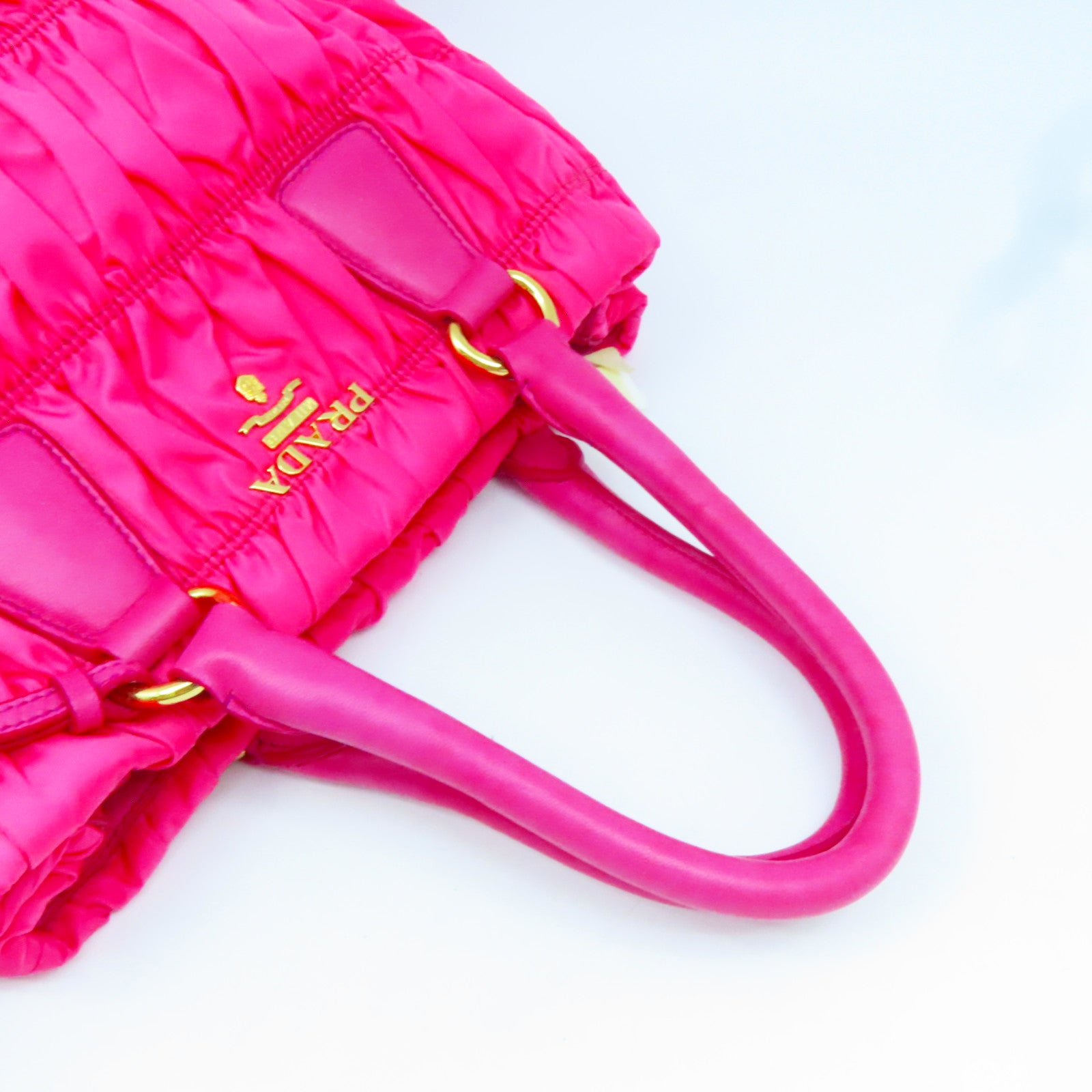 PRADA 尼龍2Way Shoulder金扣手挽肩背兩用袋粉紅色