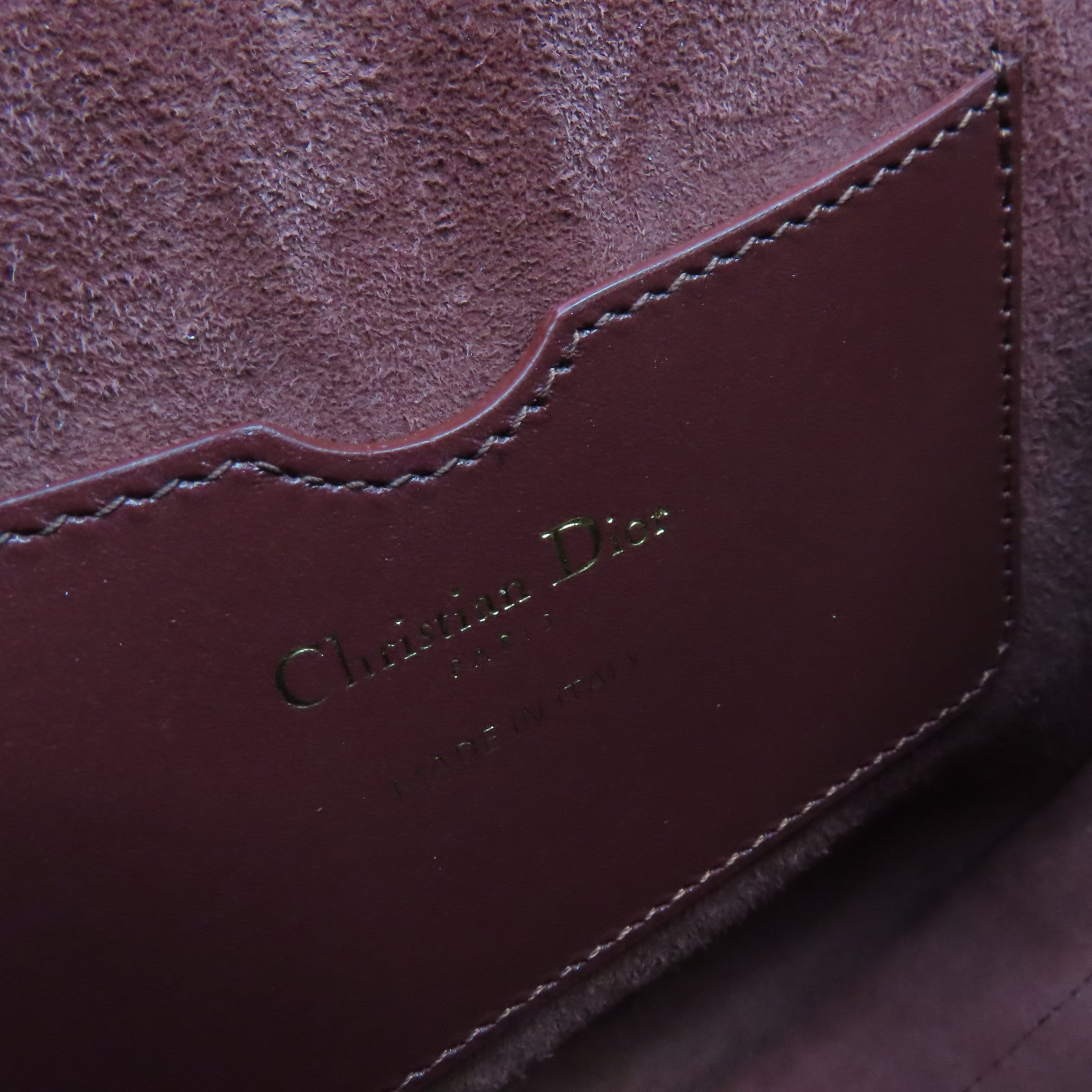 Dior 牛皮皮革Bobby Shoulder Bag金扣肩背袋酒紅色