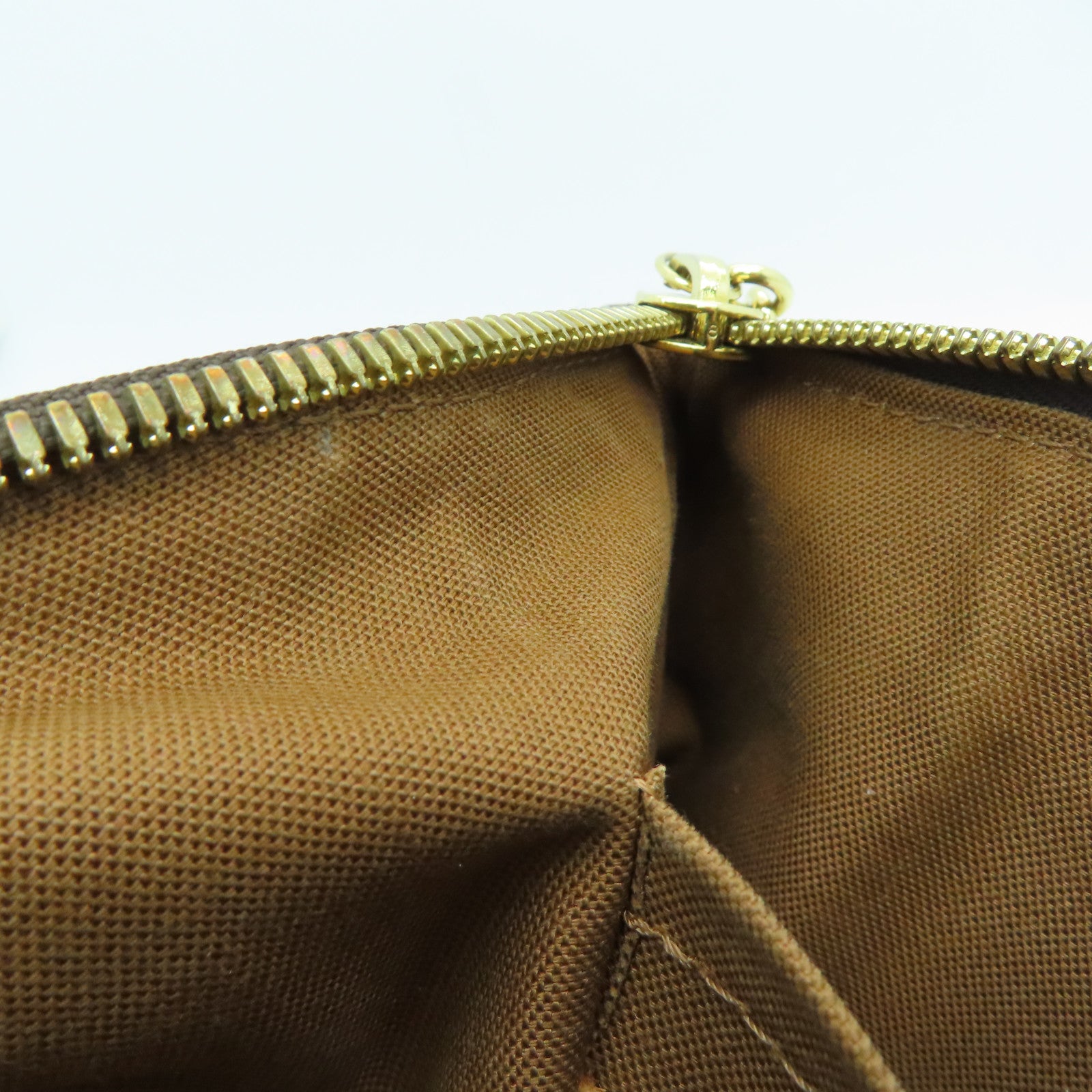 LOUIS VUITTON 【激减优惠】Monogram Tivoli PM金扣手挽袋啡色