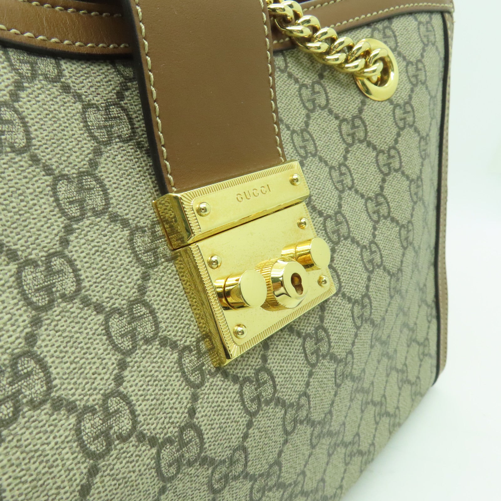 GUCCI 塗層帆布Chain Shoulder Bag金扣鏈帶肩背袋棕色