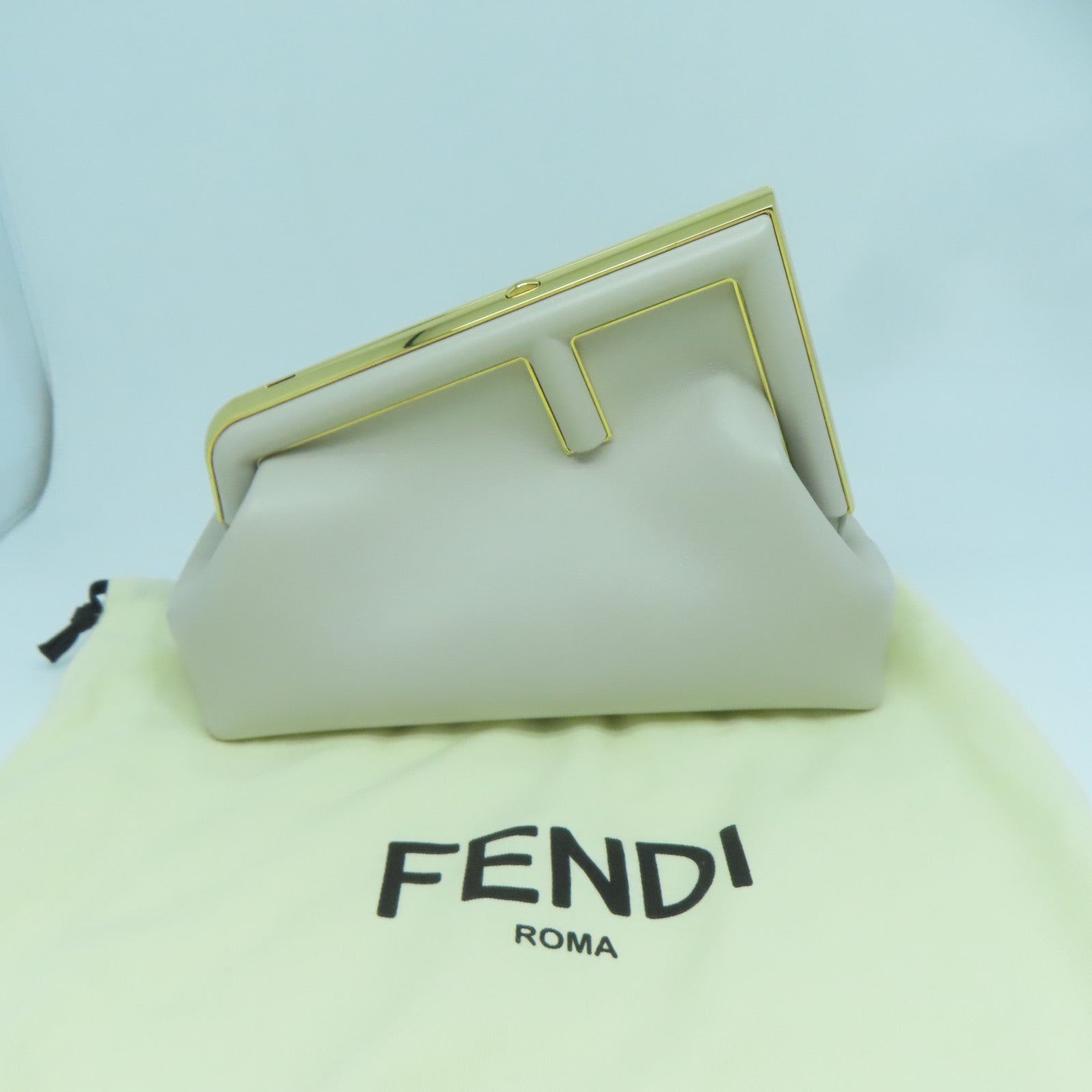 FENDI 牛皮皮革First Small金扣肩背袋灰色