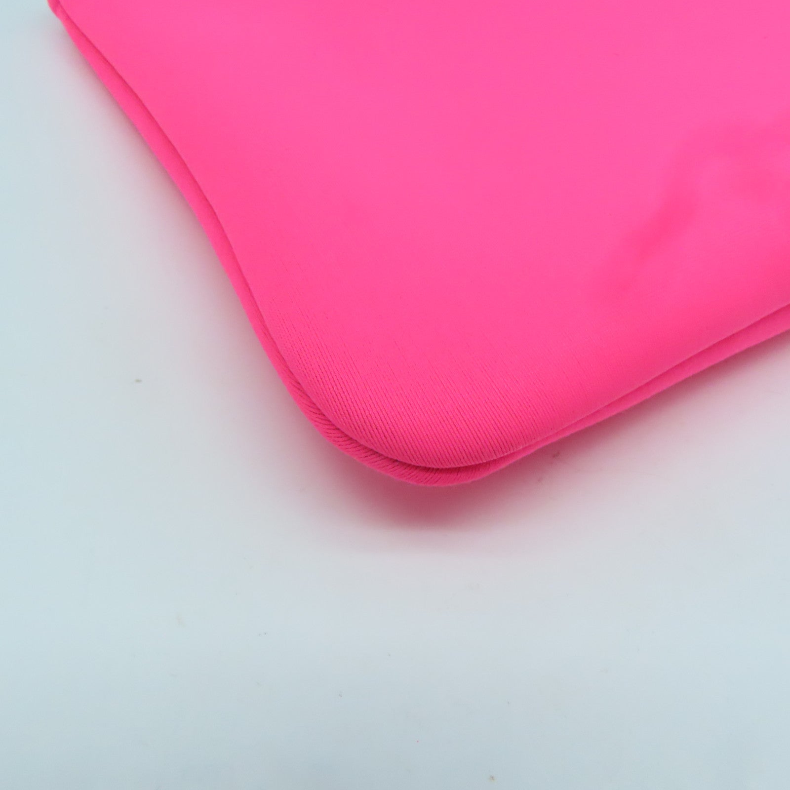 HERMES 聚醯胺Pouch手拿包粉紅色