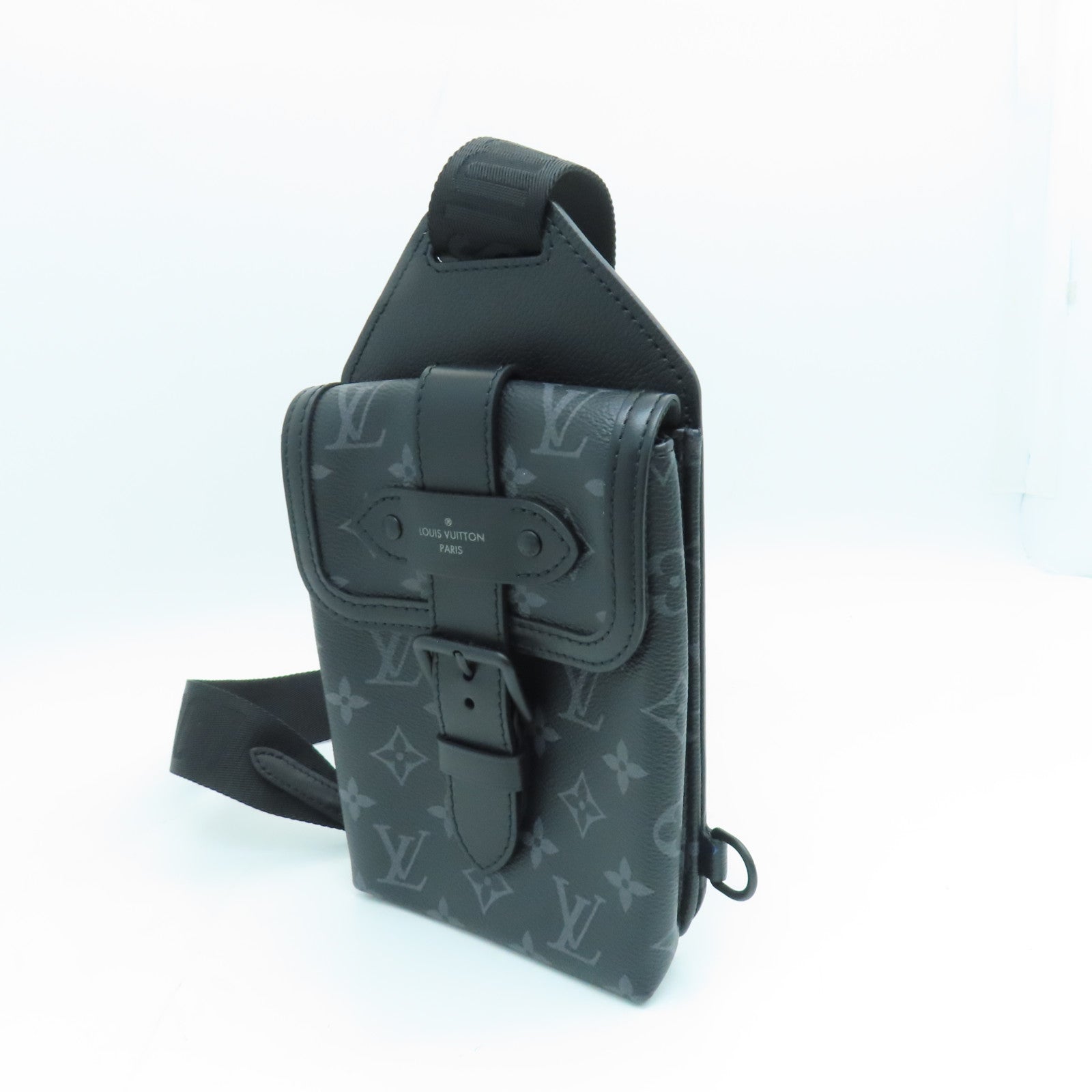 LOUIS VUITTON Monogram Eclipse Saumur Shoulder Bag斜孭袋黑色