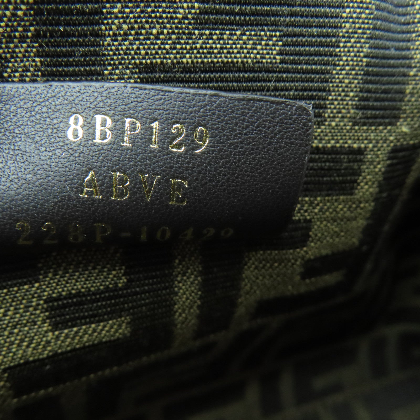 FENDI 牛皮皮革First Small金扣肩背袋灰色