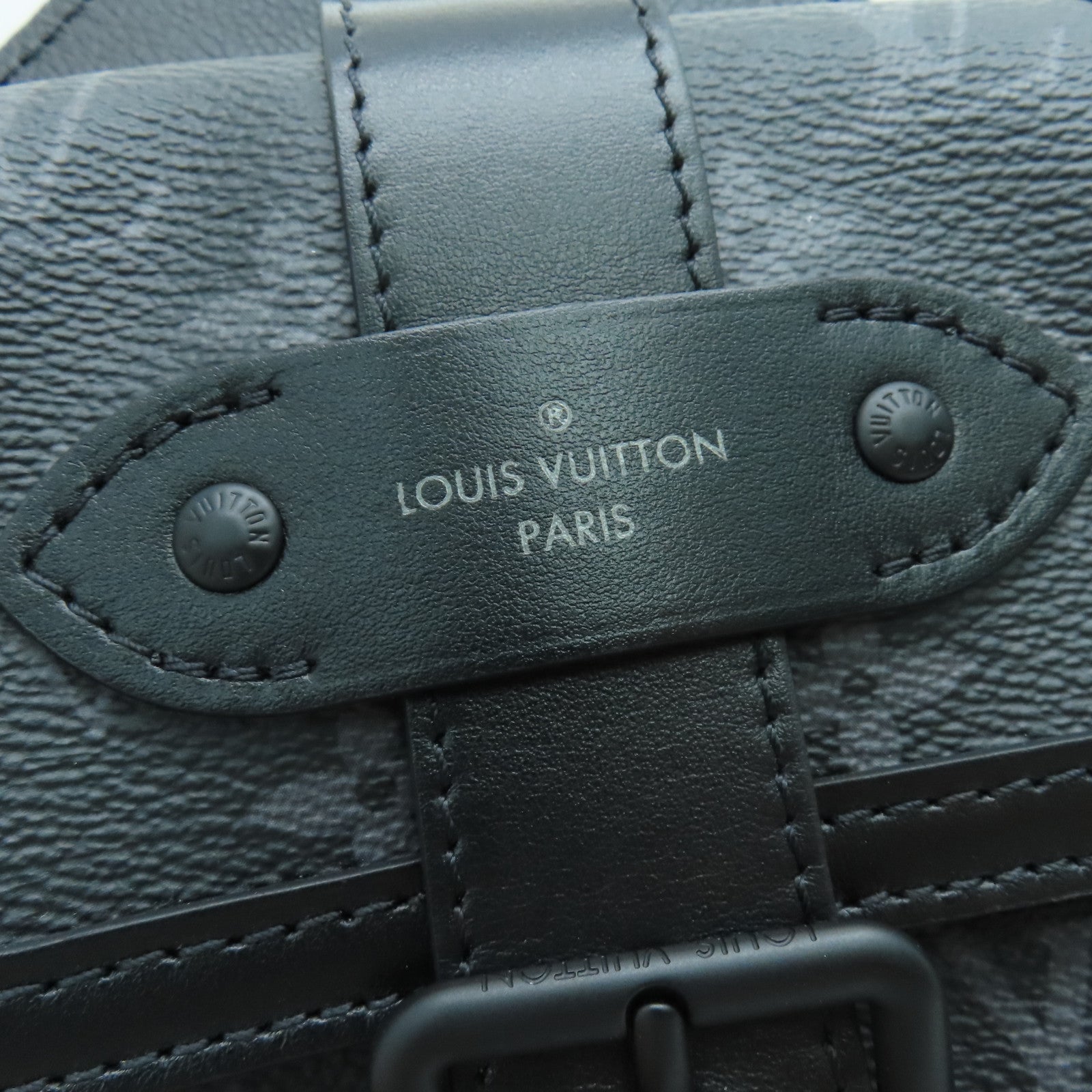LOUIS VUITTON Monogram Eclipse Saumur Shoulder Bag斜孭袋黑色