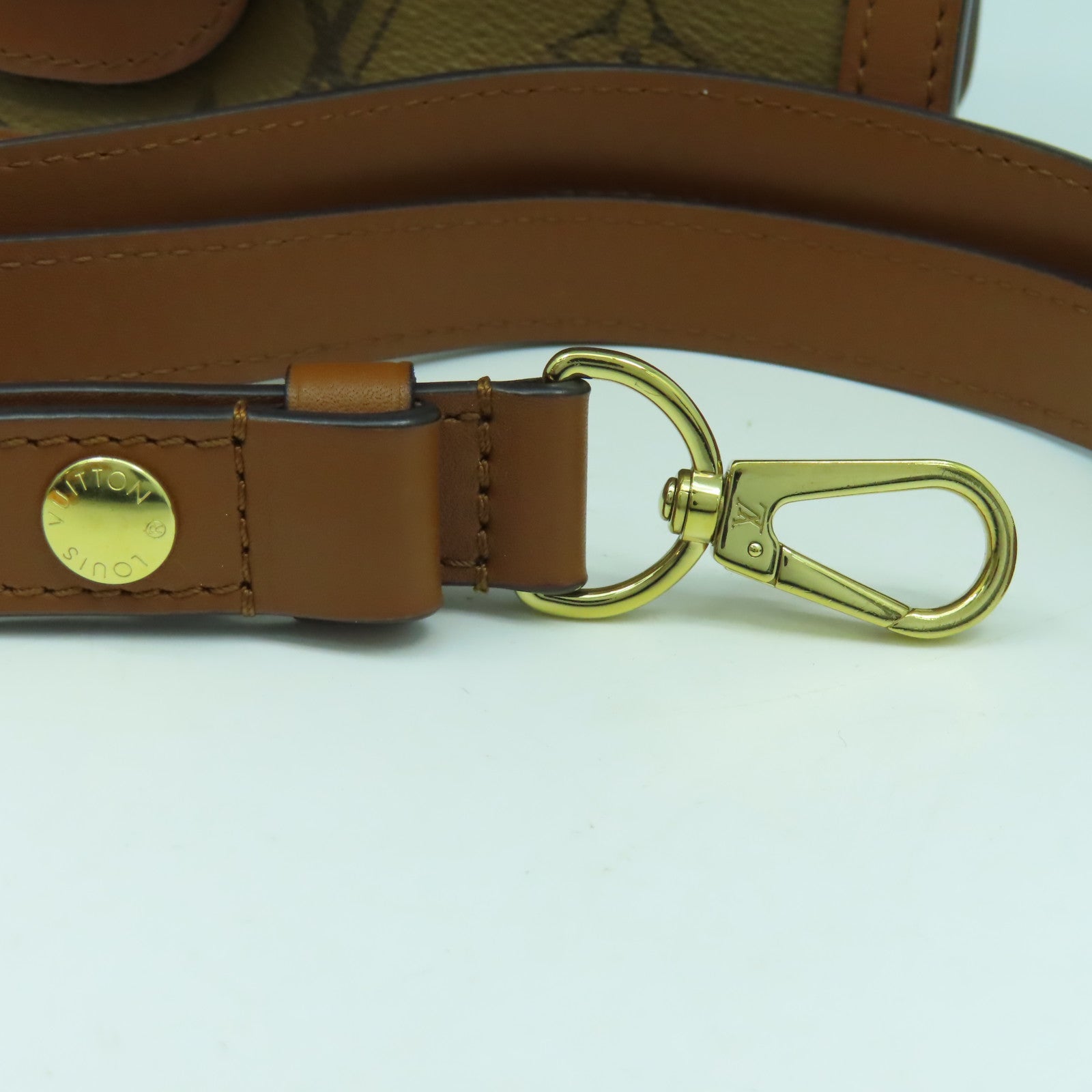LOUIS VUITTON Monogram Reverse Dauphine MM金扣肩背袋啡色