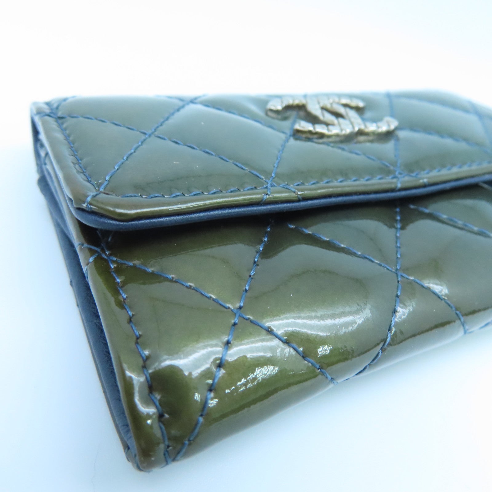 CHANEL rhombic patent leather Card Case card holder green