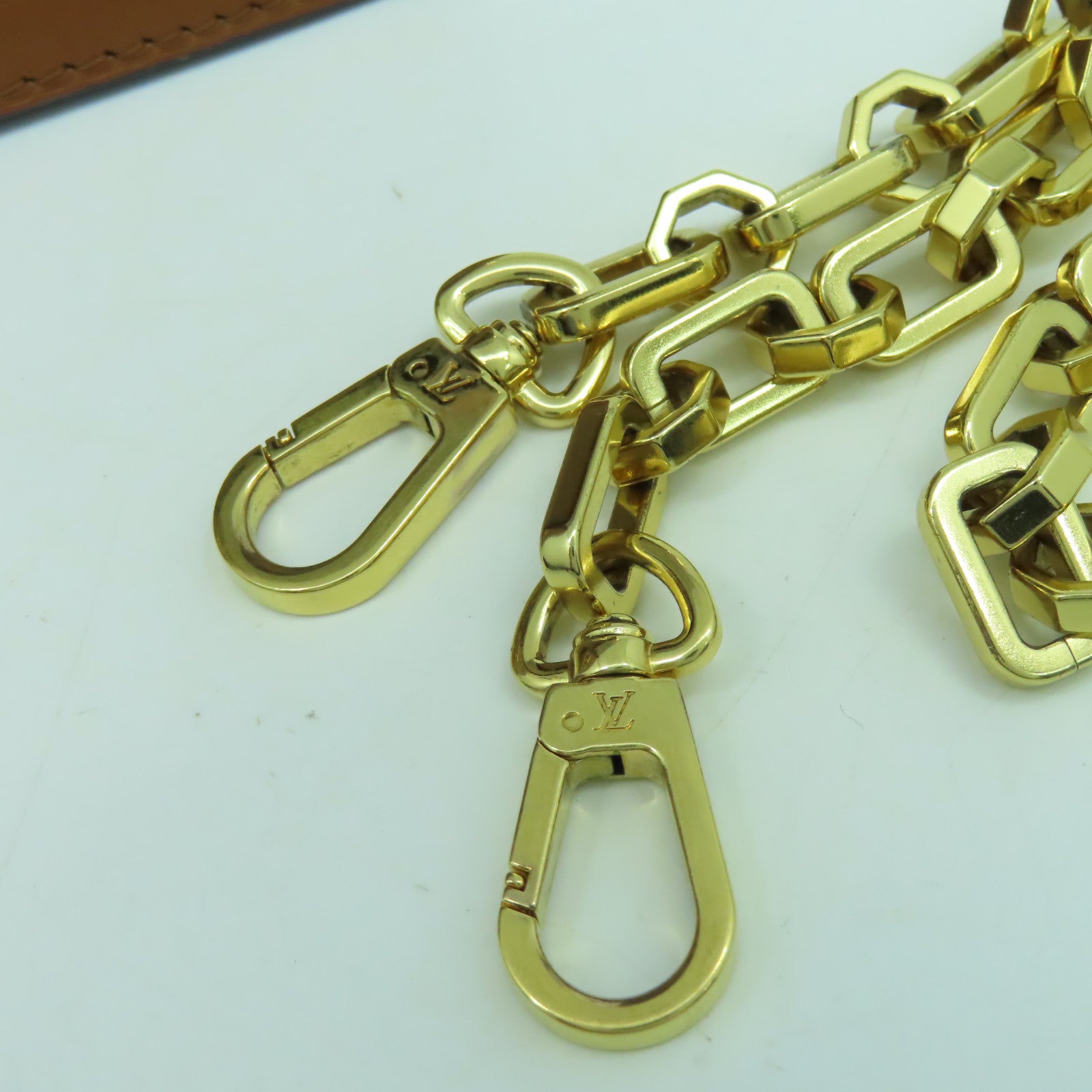 LOUIS VUITTON Monogram Reverse Dauphine MM金扣肩背袋啡色