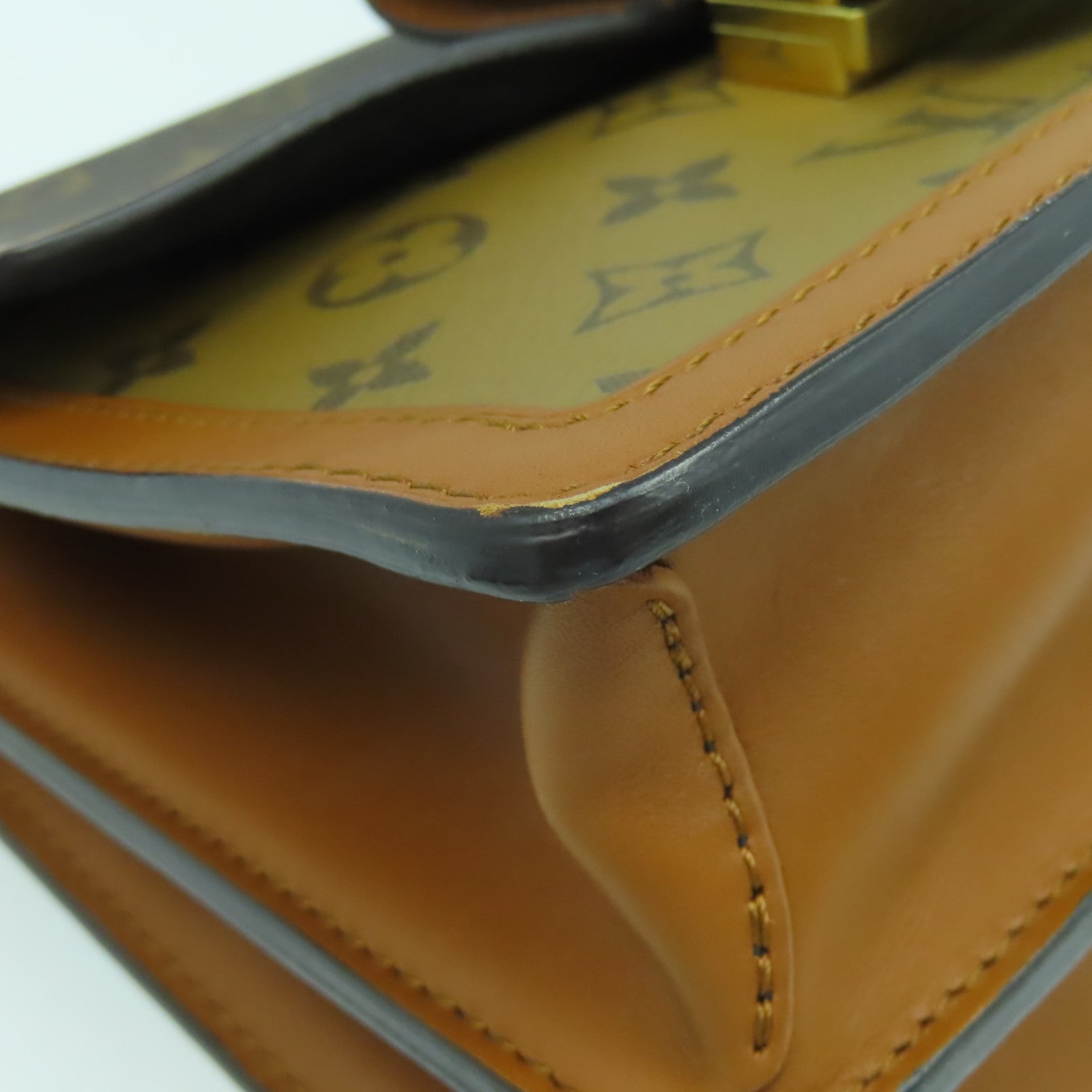 LOUIS VUITTON Monogram Reverse Dauphine MM金扣肩背袋啡色