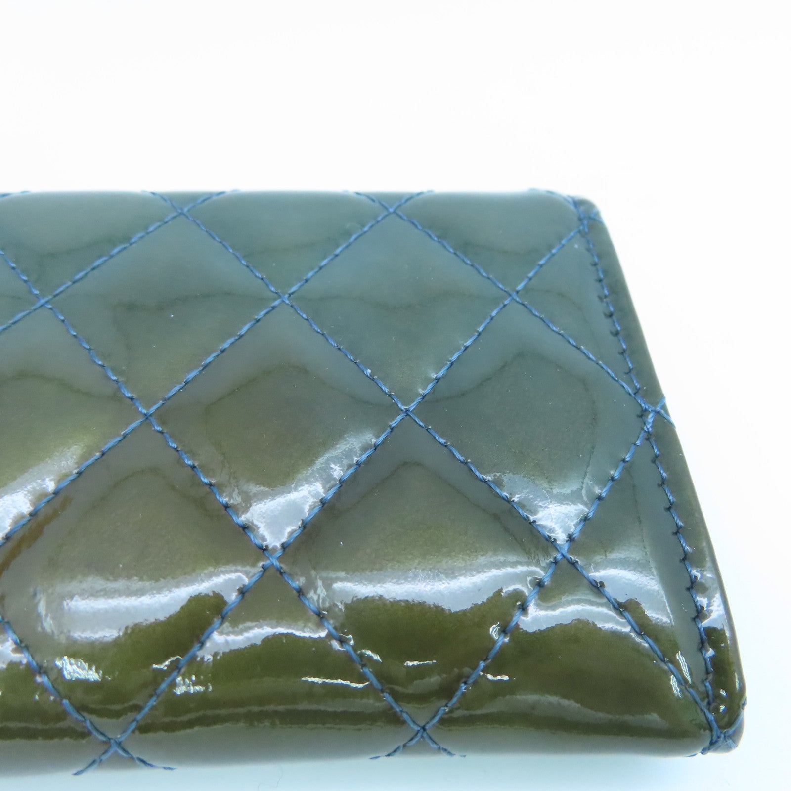 CHANEL rhombic patent leather Card Case card holder green