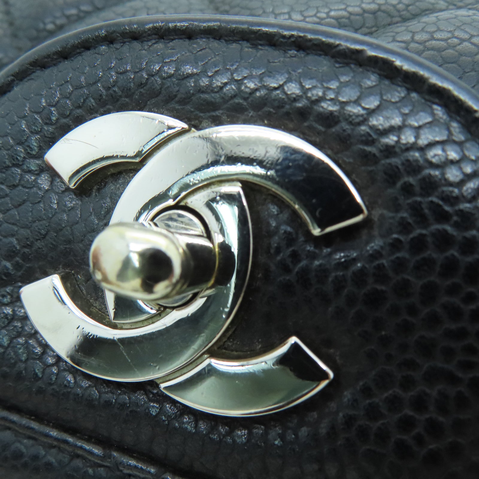 CHANEL [Sharp Reduction Offer] Rhombus Caviar Leather Classic Jumbo Silver Buckle Shoulder Bag Black