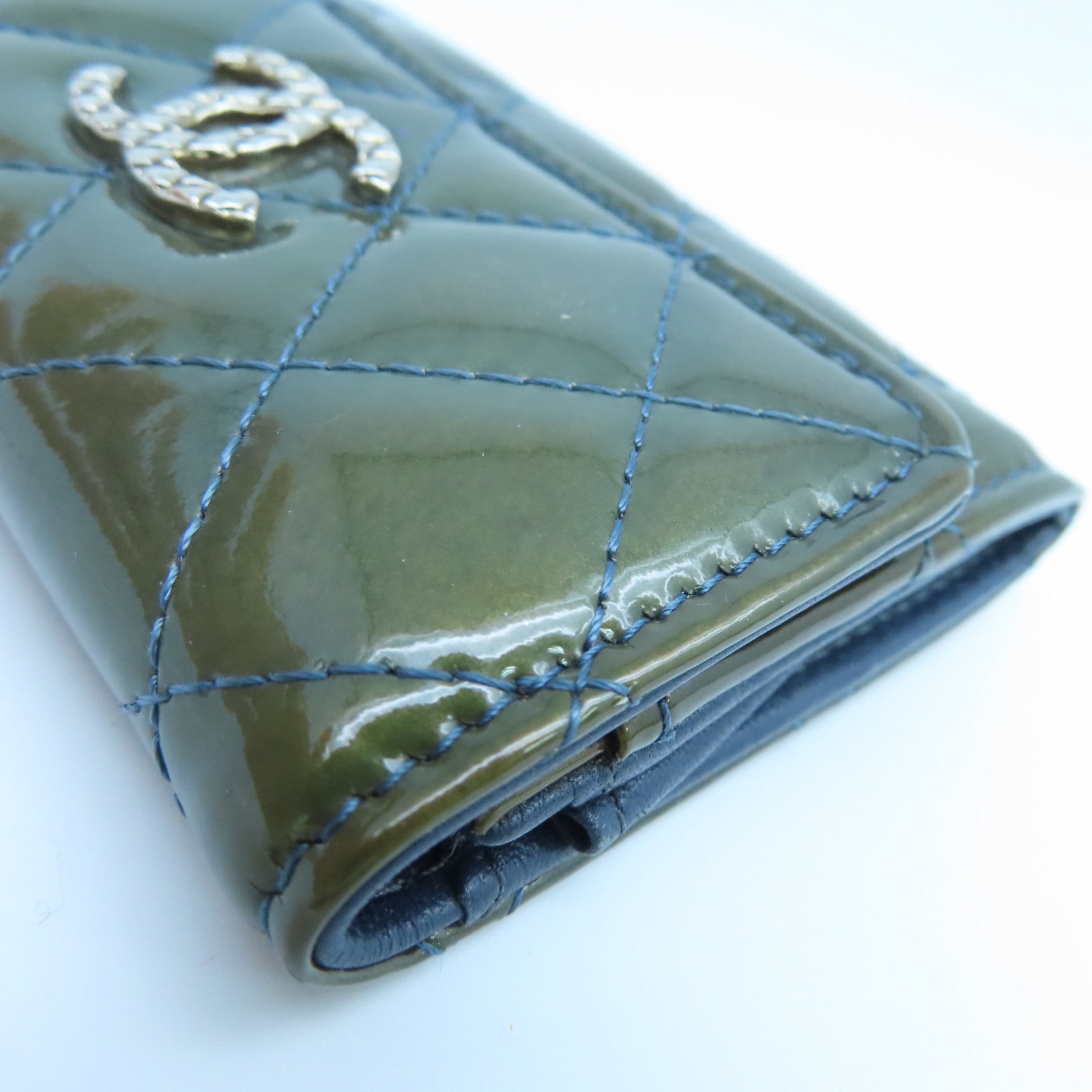 CHANEL rhombic patent leather Card Case card holder green