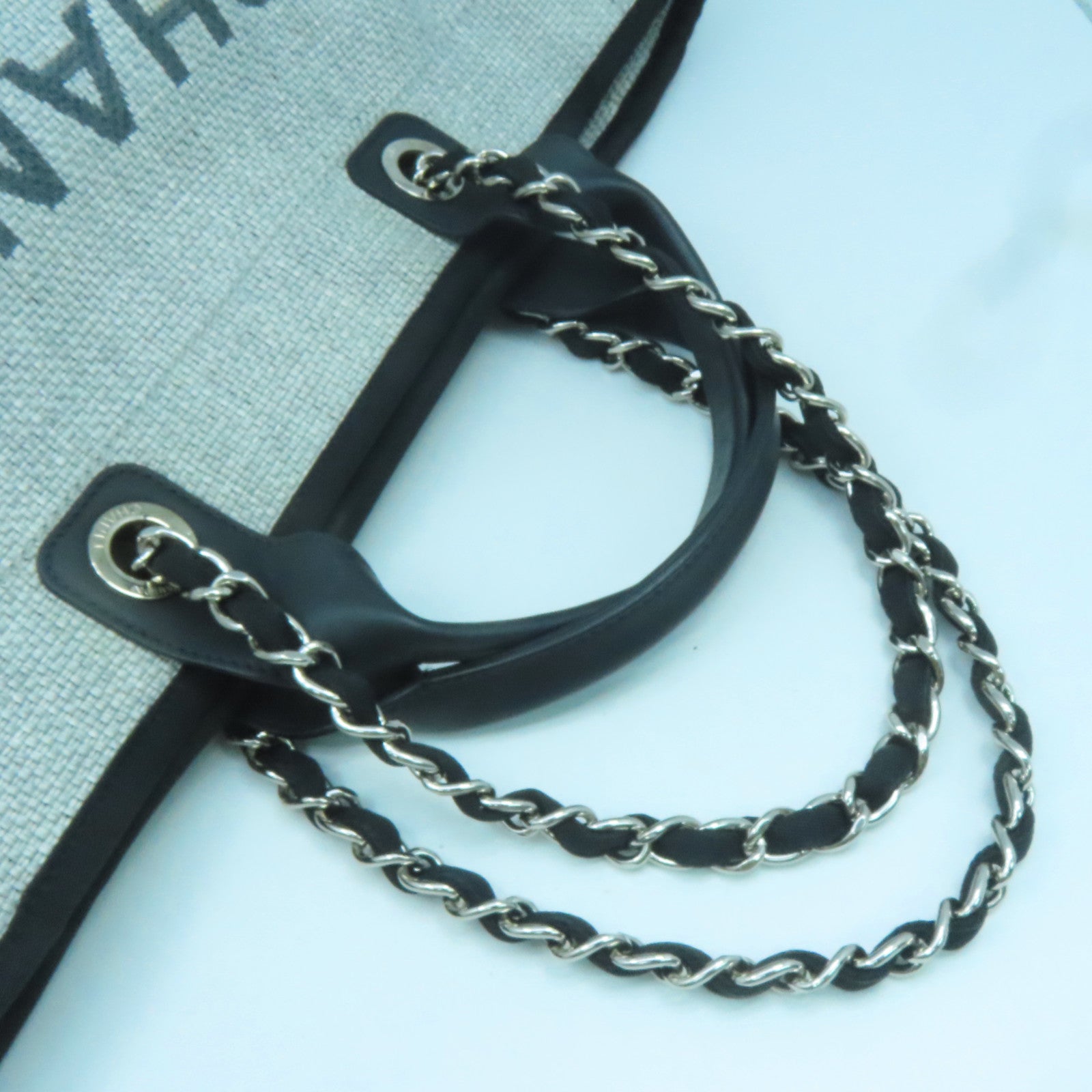 CHANEL 帆布/皮革Deauville Tote銀扣手挽肩背兩用袋灰色/黑色