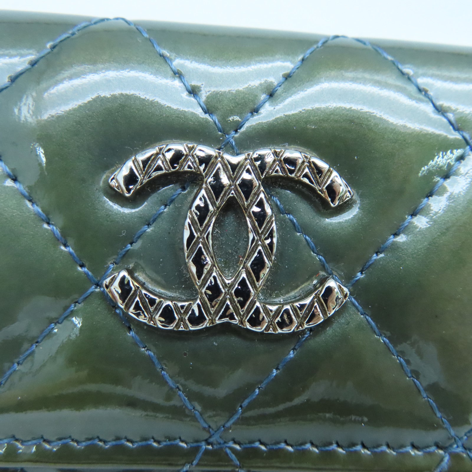 CHANEL rhombic patent leather Card Case card holder green