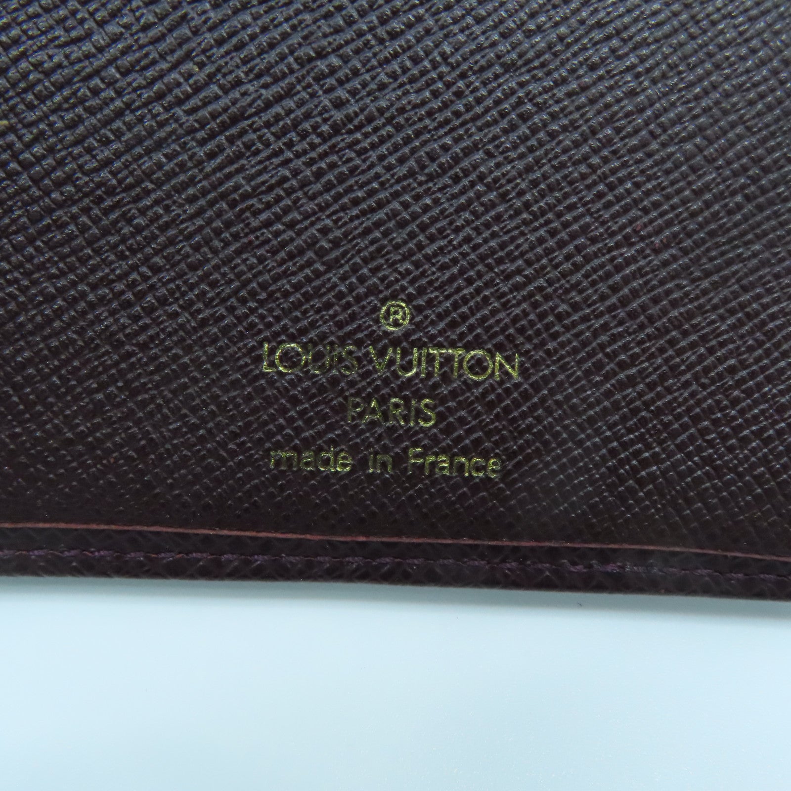LOUIS VUITTON Taiga Wallet钱包酒红色