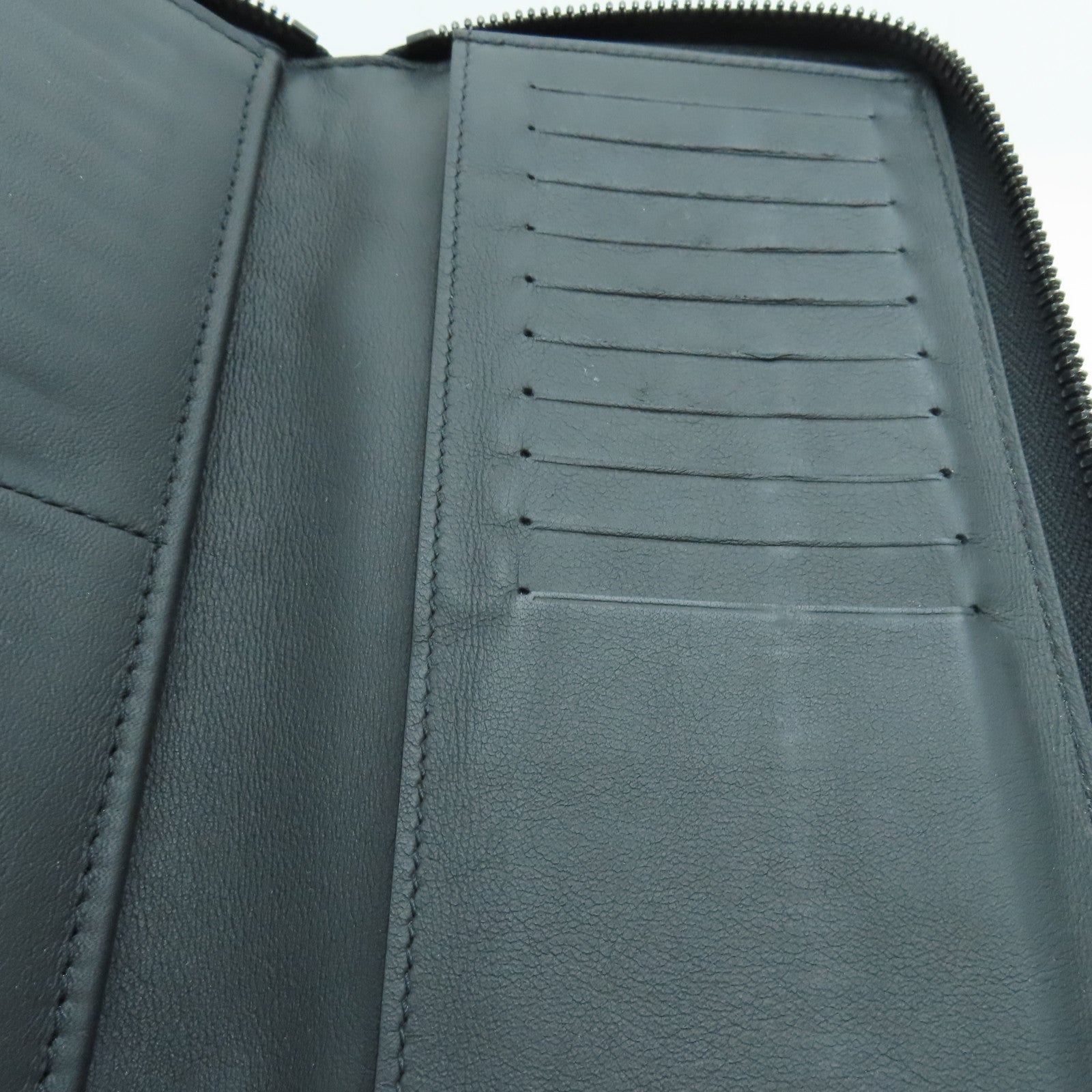 LOUIS VUITTON Monogram Empreinte Zippy Vertical Wallet长钱包黑色