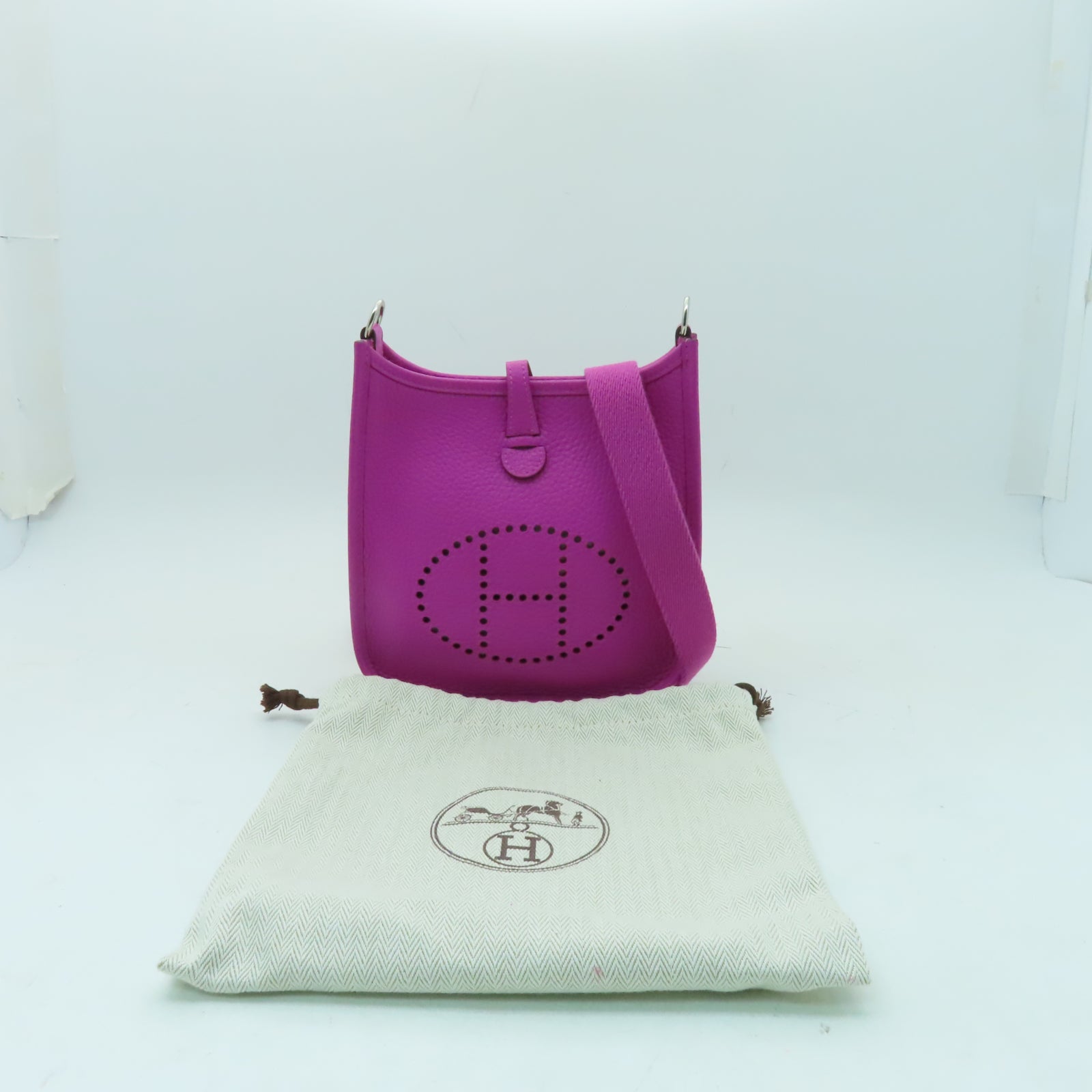 HERMES Clemence皮革Evelyne TPM銀扣肩背袋Rose Pourpre玫瑰紫色