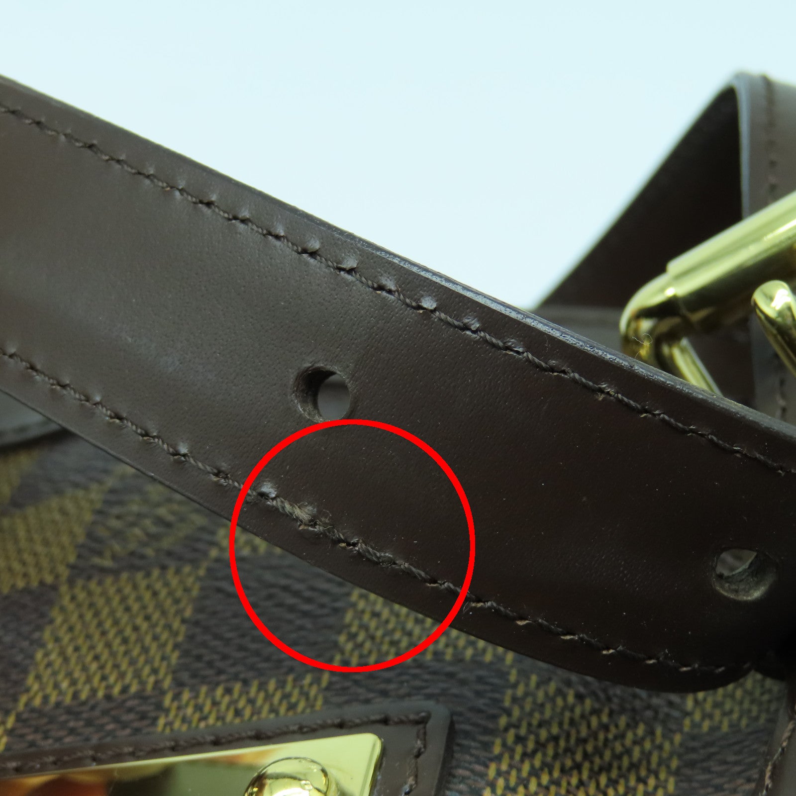 LOUIS VUITTON Damier Hampstead MM金扣手挽袋棕色/红色