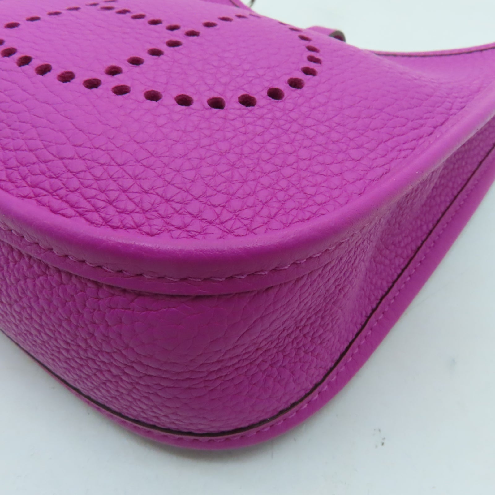 HERMES Clemence皮革Evelyne TPM銀扣肩背袋Rose Pourpre玫瑰紫色