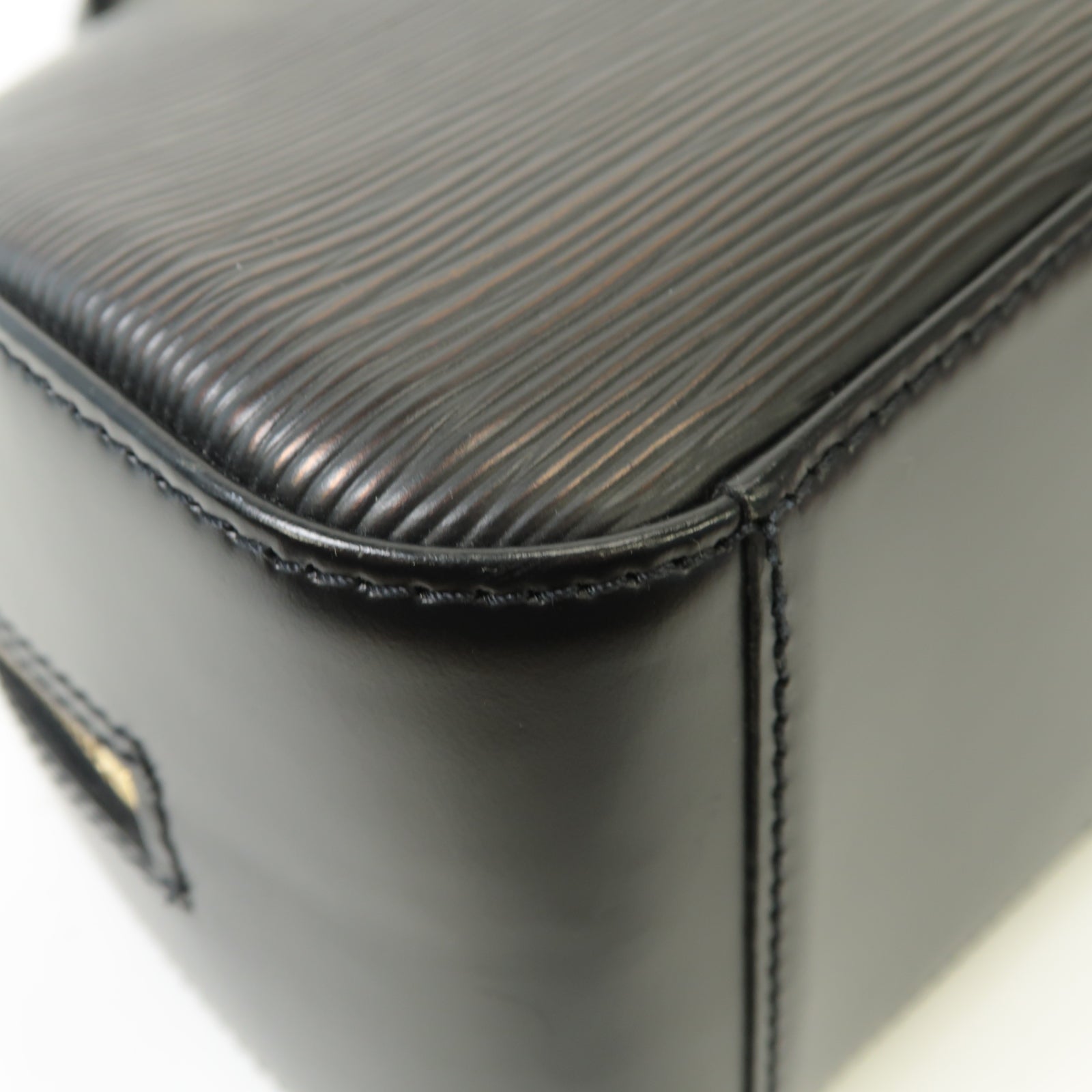 LOUIS VUITTON Epi Jasmin金扣手挽袋黒色