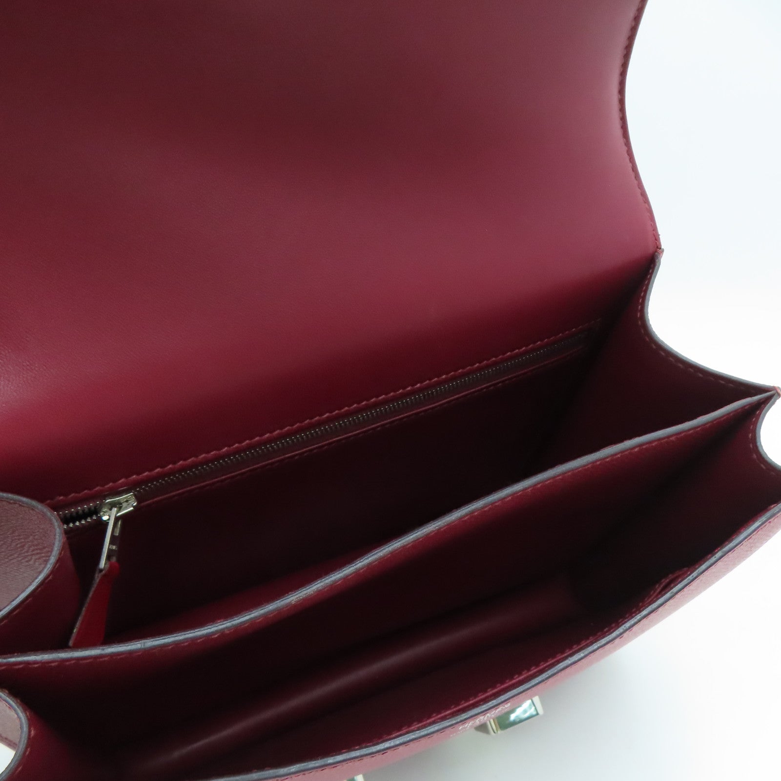 HERMES Epsom皮革Constance 24银扣肩背袋Rouge Grenade/红色