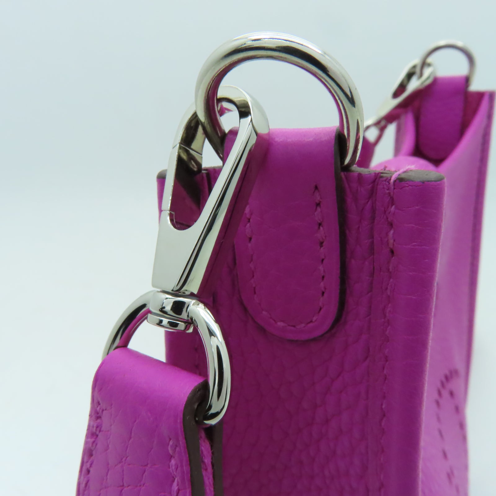 HERMES Clemence皮革Evelyne TPM銀扣肩背袋Rose Pourpre玫瑰紫色