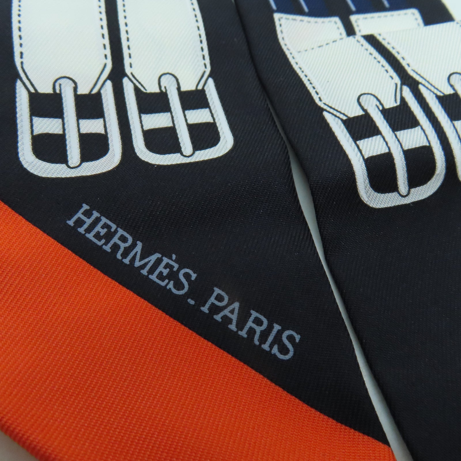 HERMES 丝质Twilly丝巾黑色绿色