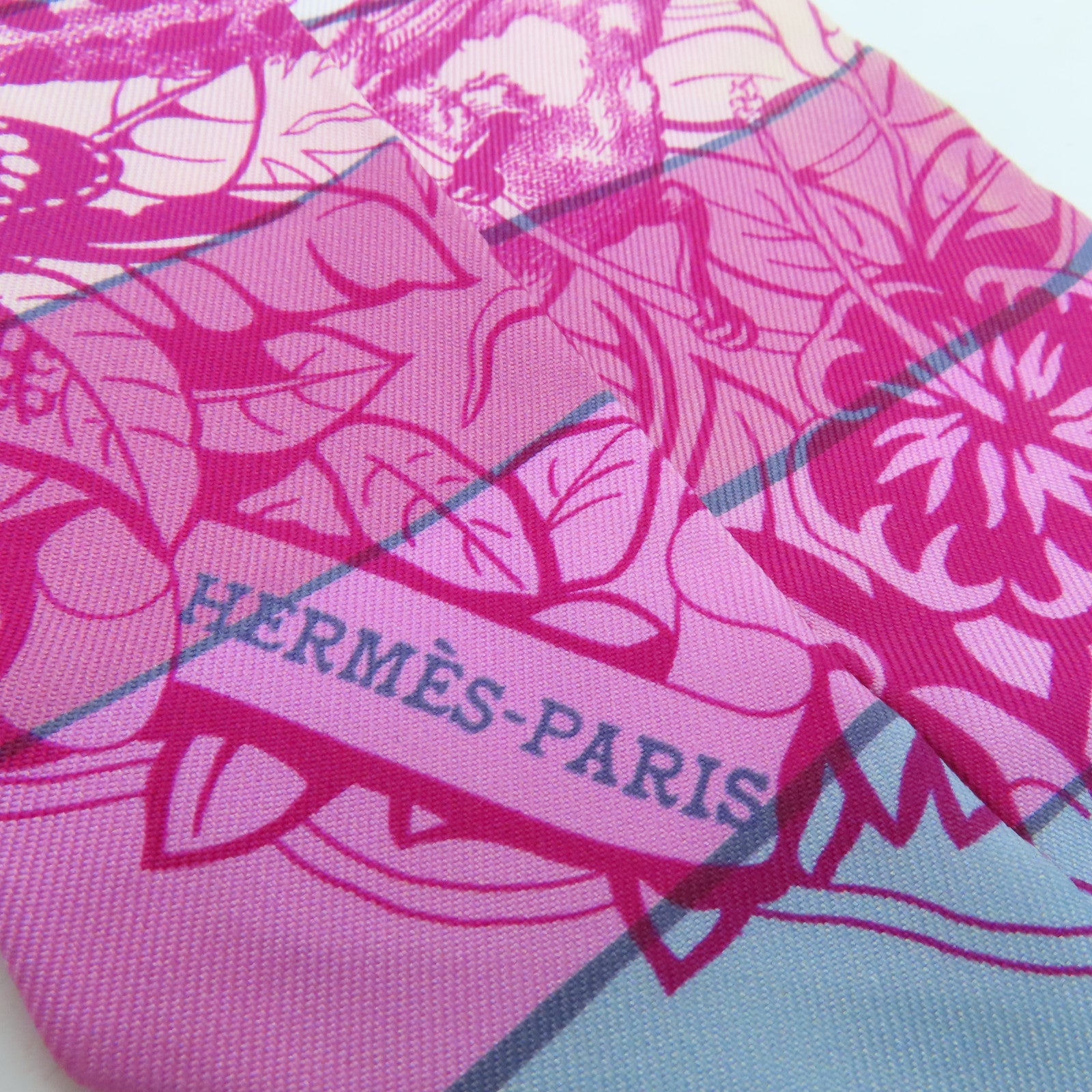 HERMES Silk Twilly Scarf Pink/Blue
