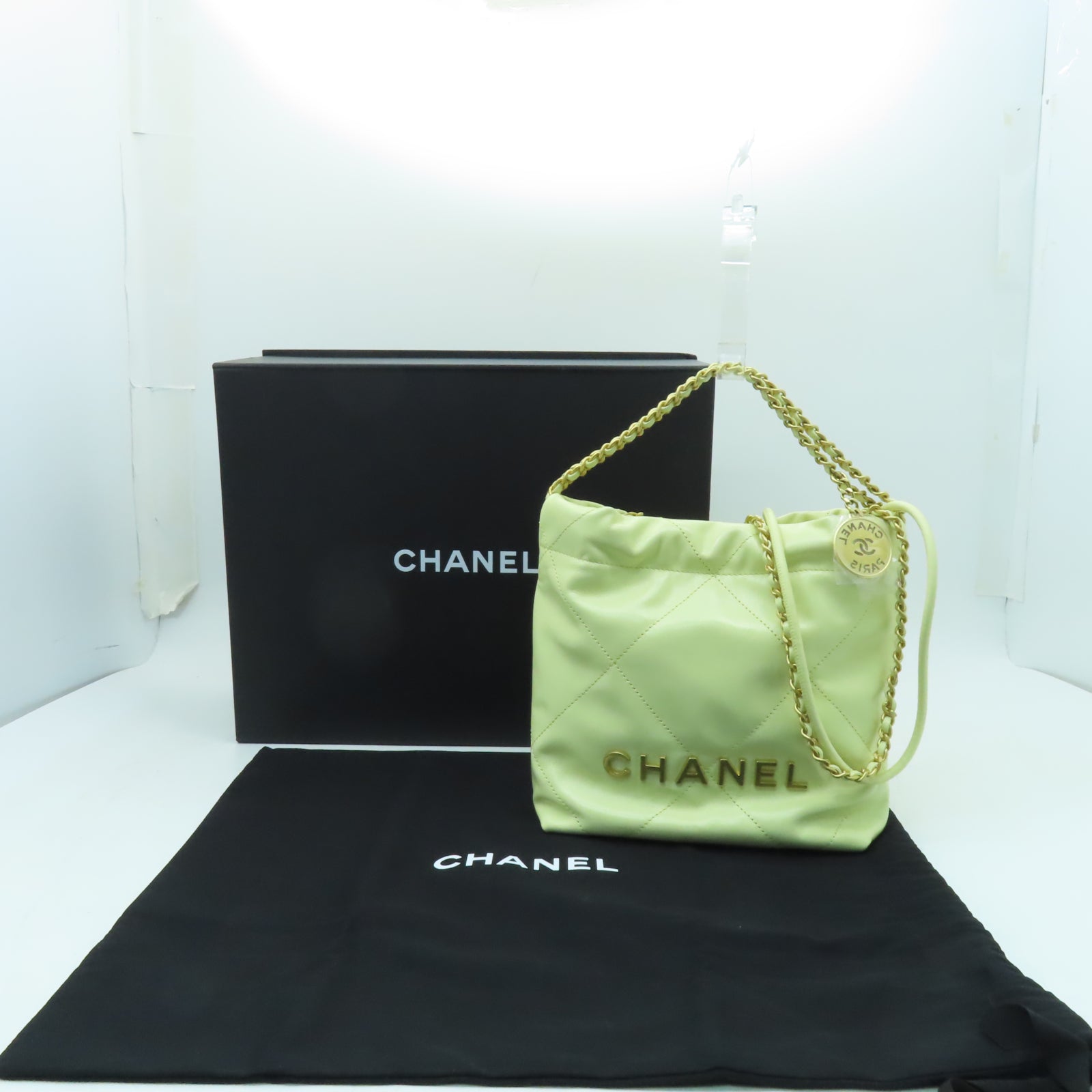 CHANEL 菱格羊皮皮革Chanel 22 Mini金扣鏈帶手挽肩背兩用袋黃色