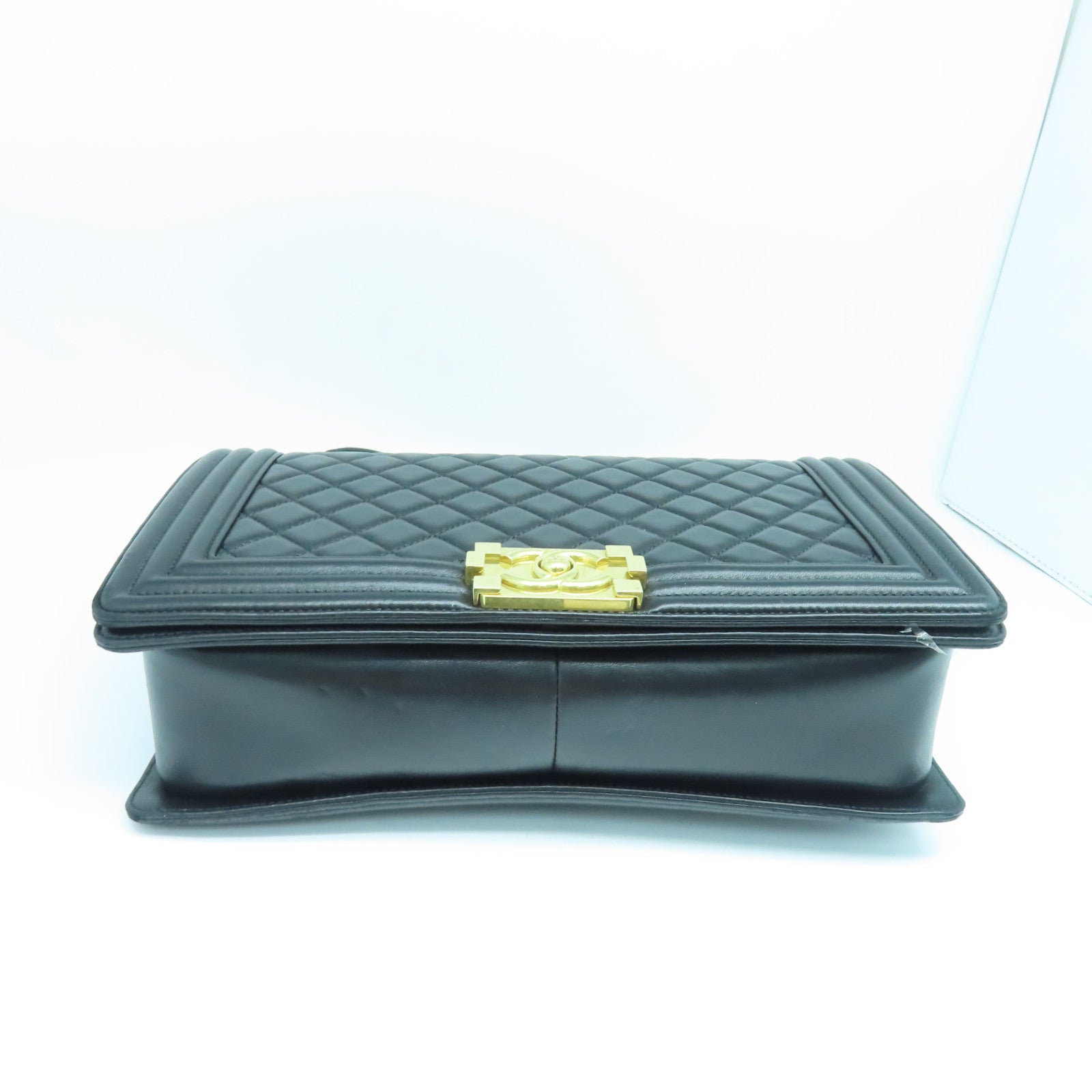 CHANEL rhombic sheepskin leather Boy gold buckle shoulder bag black