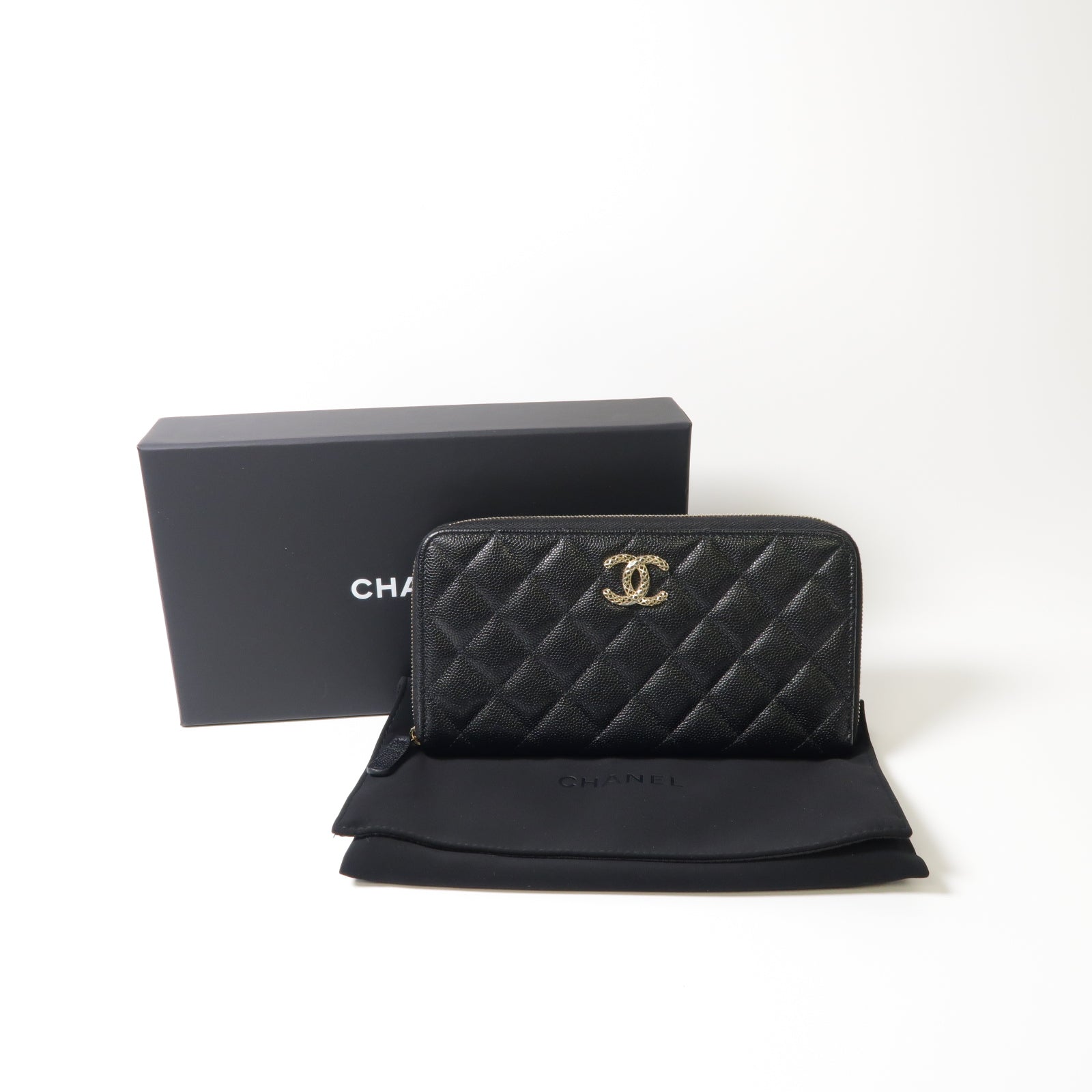 CHANEL 菱格Caviar皮革Zipper Long Wallet金扣/銀扣長錢包黑色