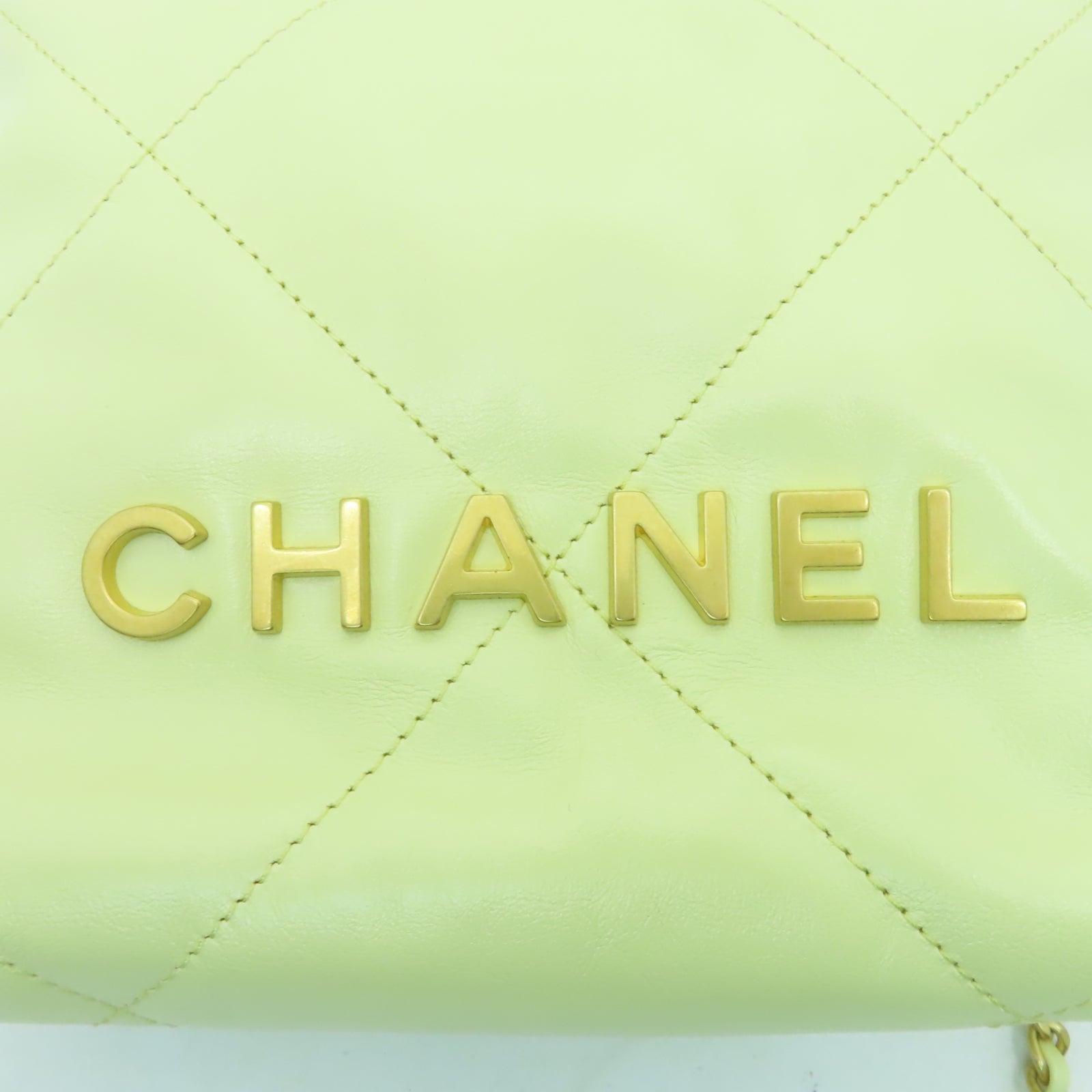 CHANEL 菱格羊皮皮革Chanel 22 Mini金扣鏈帶手挽肩背兩用袋黃色