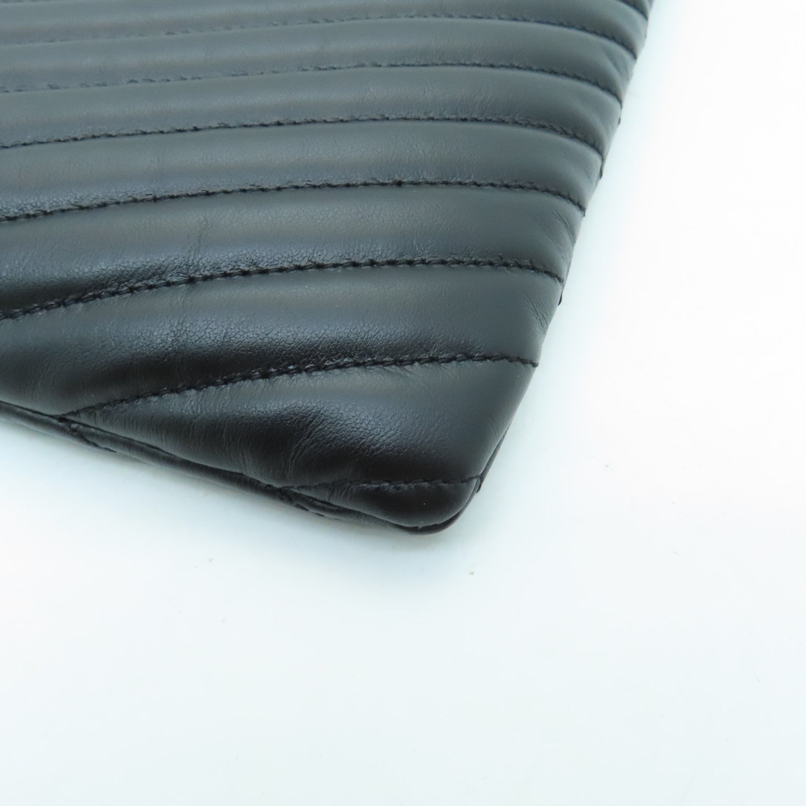 SAINT LAURENT 牛皮皮革Clutch Bag金扣手拿包黑色