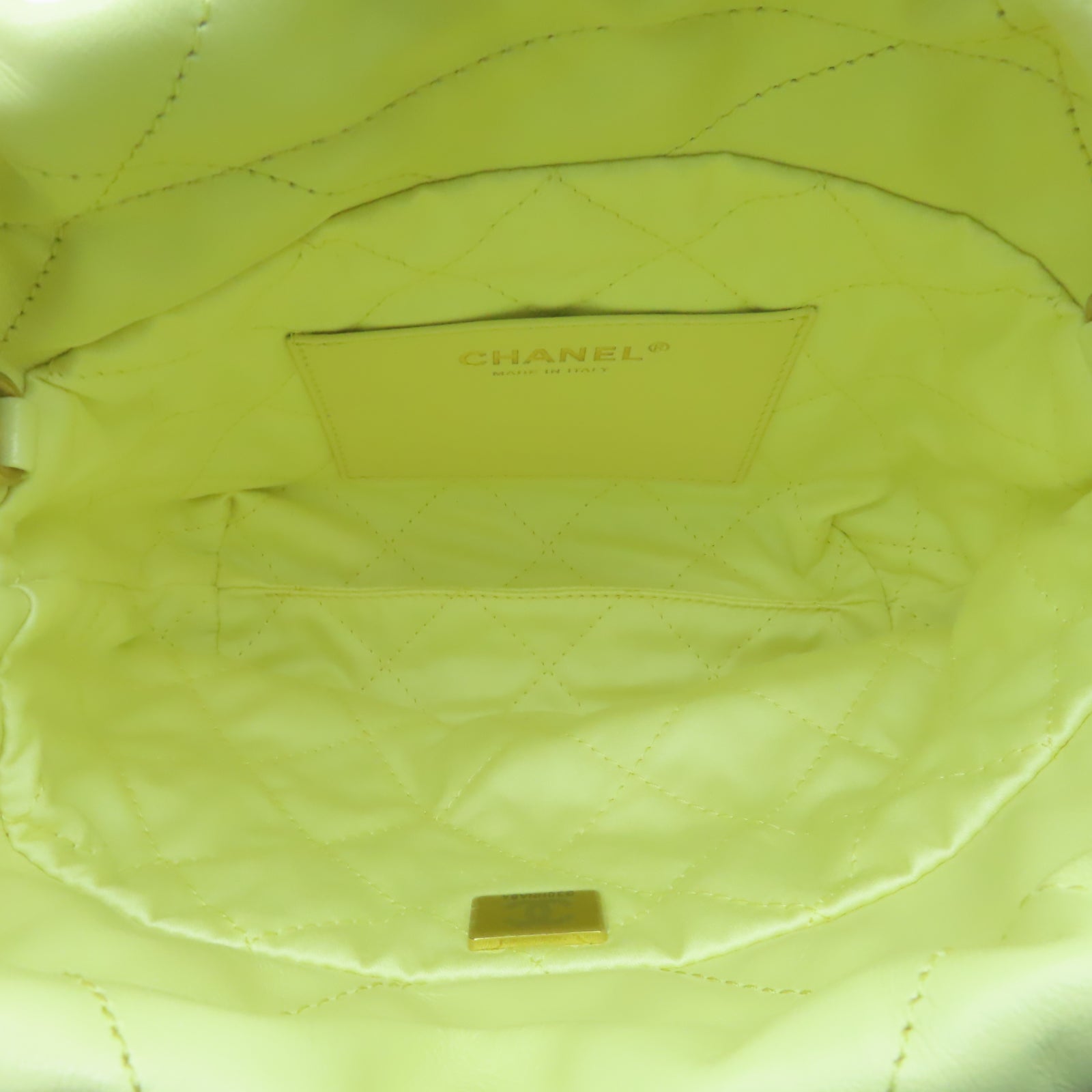 CHANEL 菱格羊皮皮革Chanel 22 Mini金扣鏈帶手挽肩背兩用袋黃色