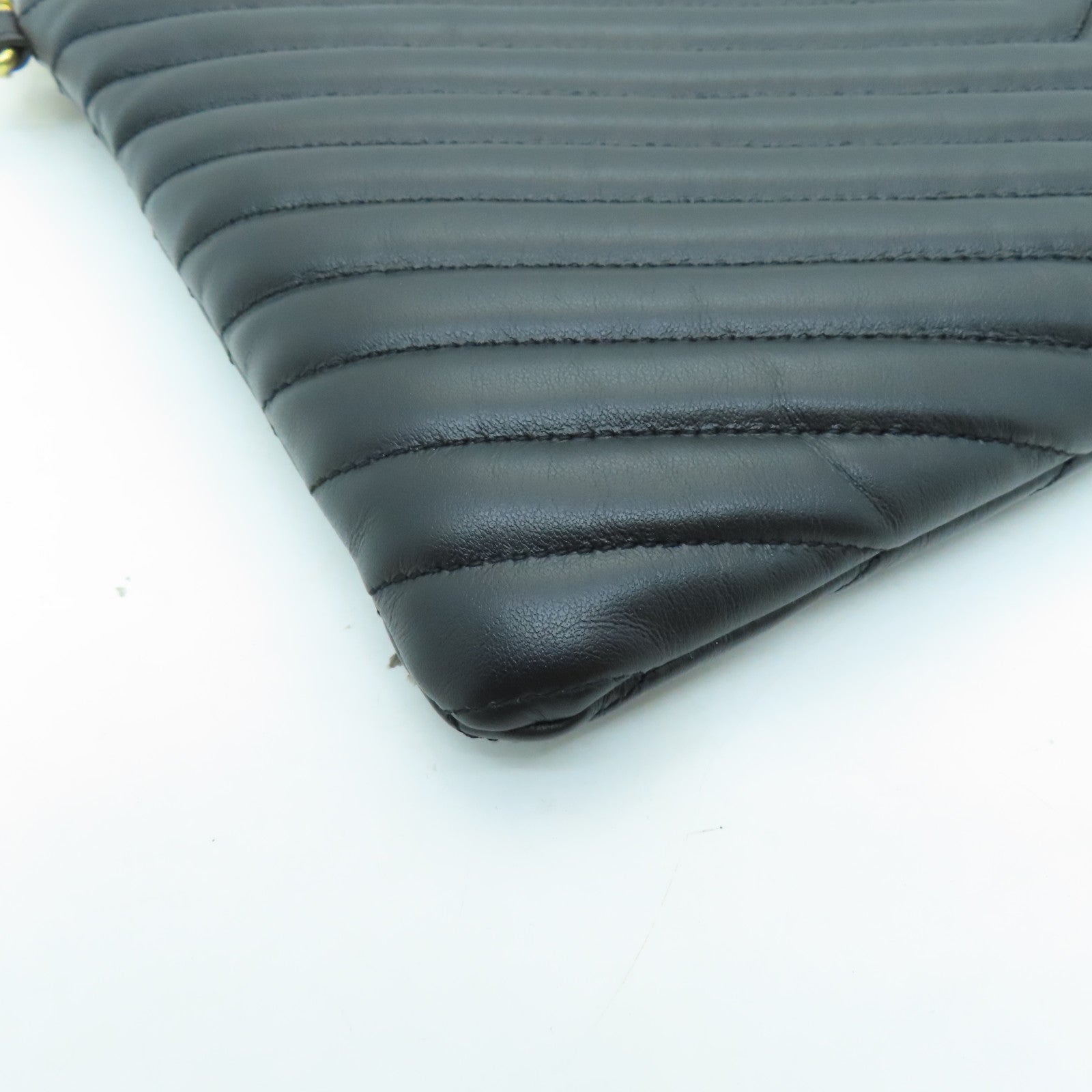 SAINT LAURENT 牛皮皮革Clutch Bag金扣手拿包黑色
