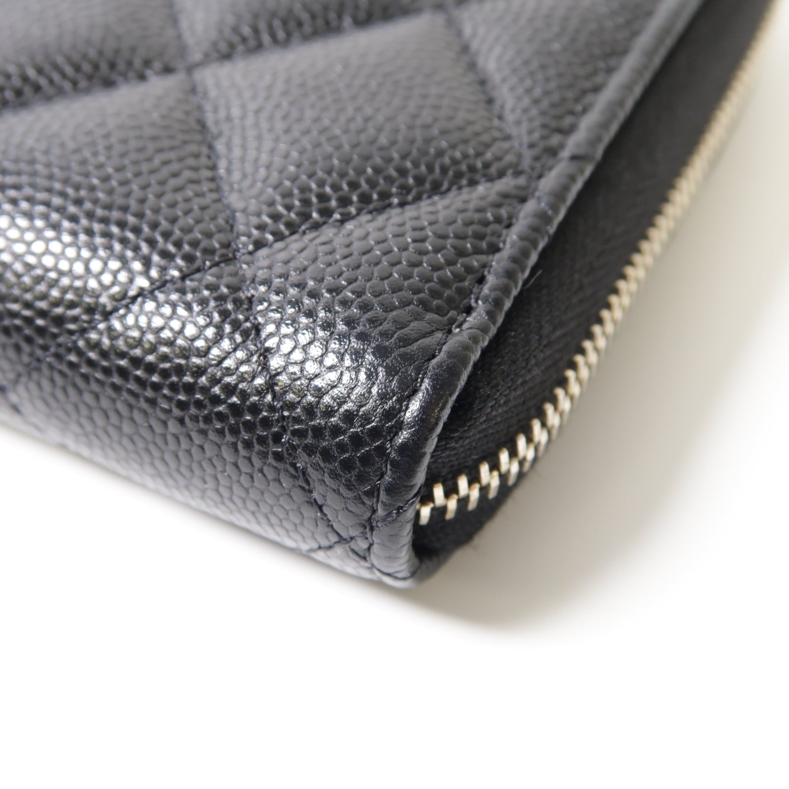 CHANEL 菱格Caviar皮革Zipper Long Wallet金扣/銀扣長錢包黑色